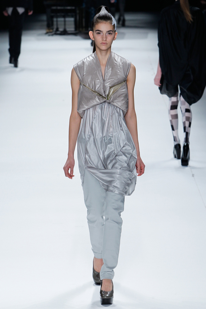 Issey Miyake 2011ﶬ DƬ