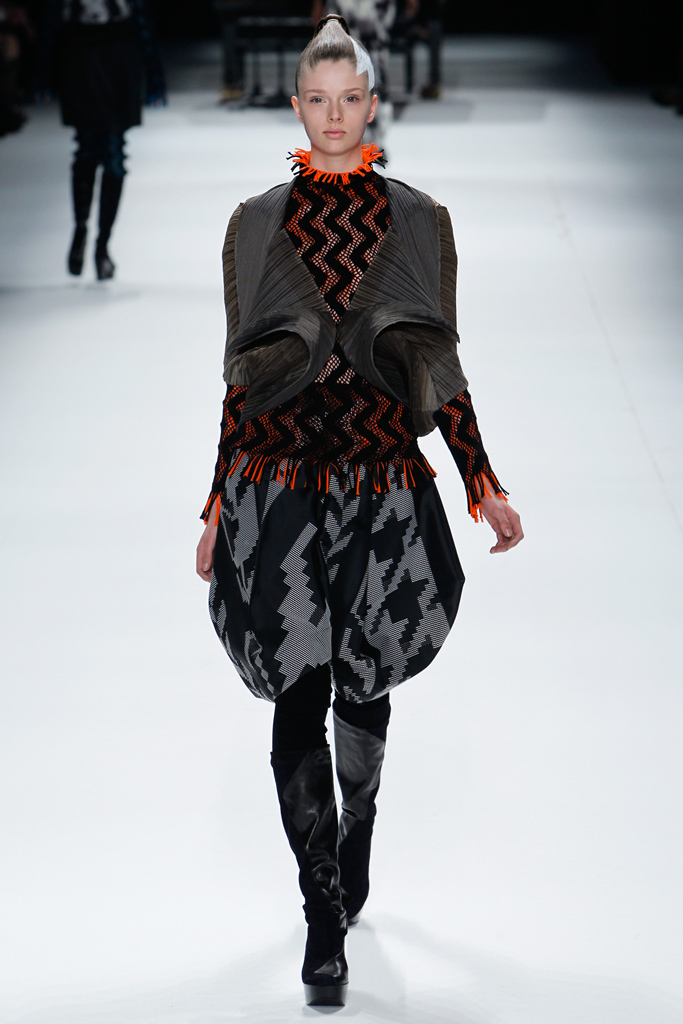 Issey Miyake 2011ﶬ DƬ