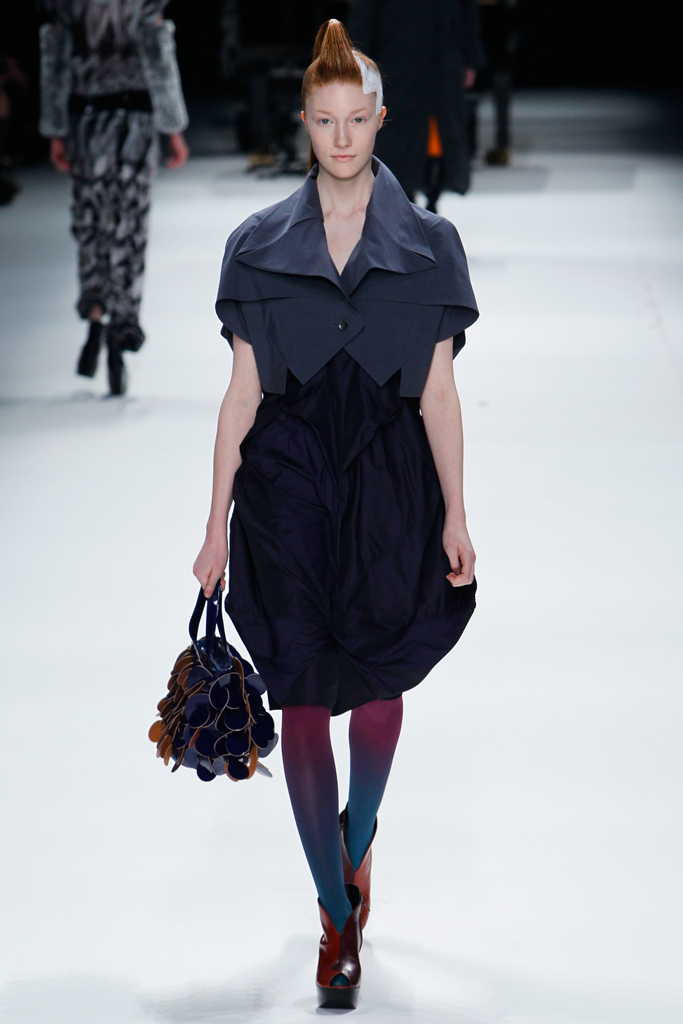 Issey Miyake 2011ﶬ DƬ