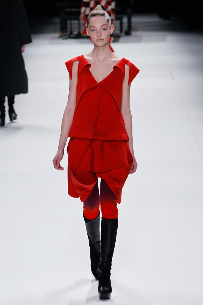 Issey Miyake 2011ﶬ DƬ