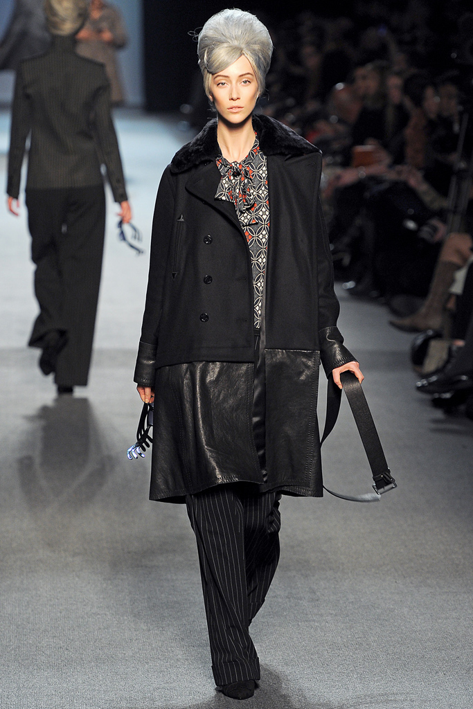 Jean Paul Gaultier 2011ﶬ DƬ