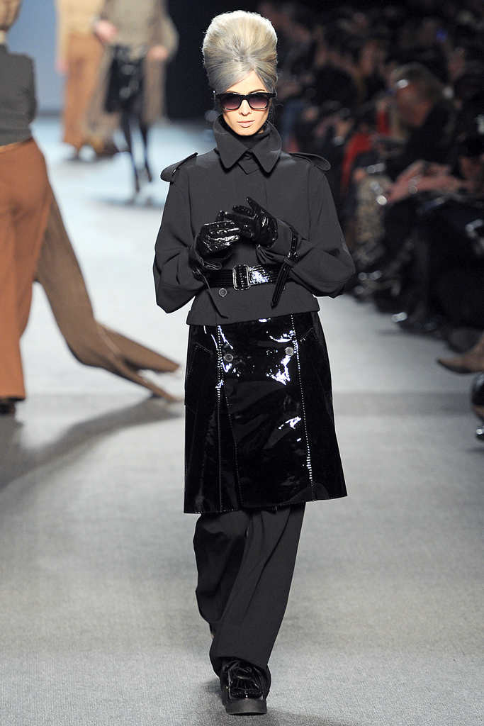 Jean Paul Gaultier 2011ﶬ DƬ