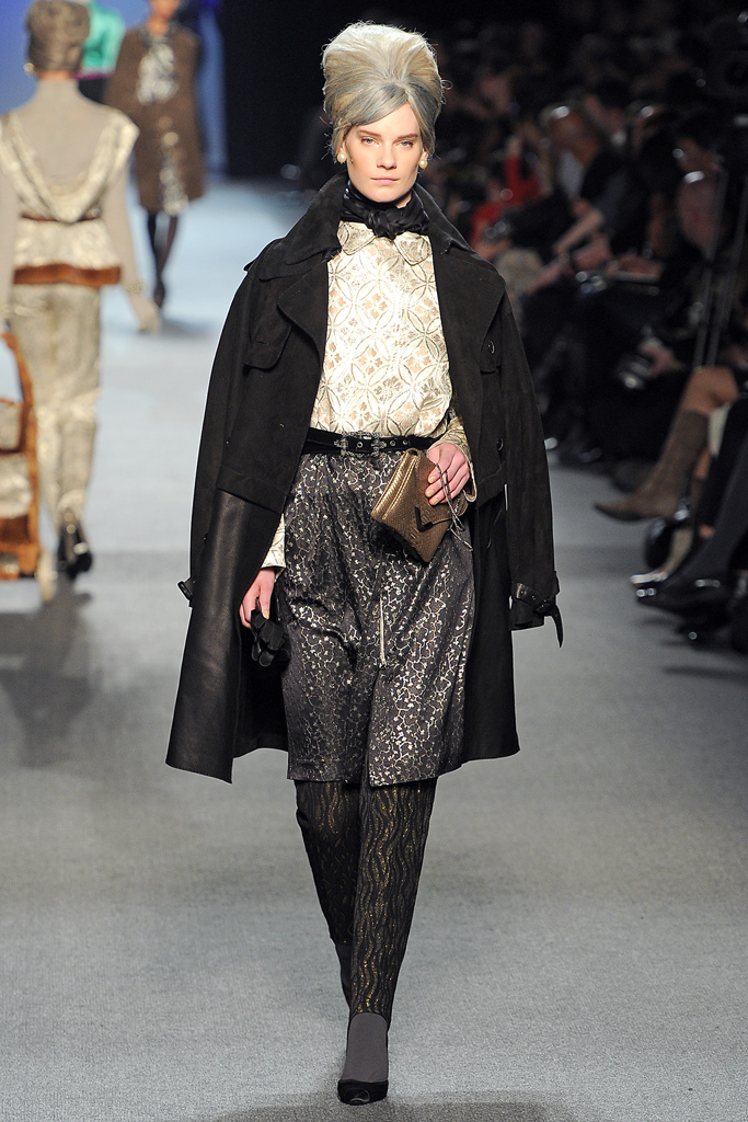 Jean Paul Gaultier 2011ﶬ DƬ