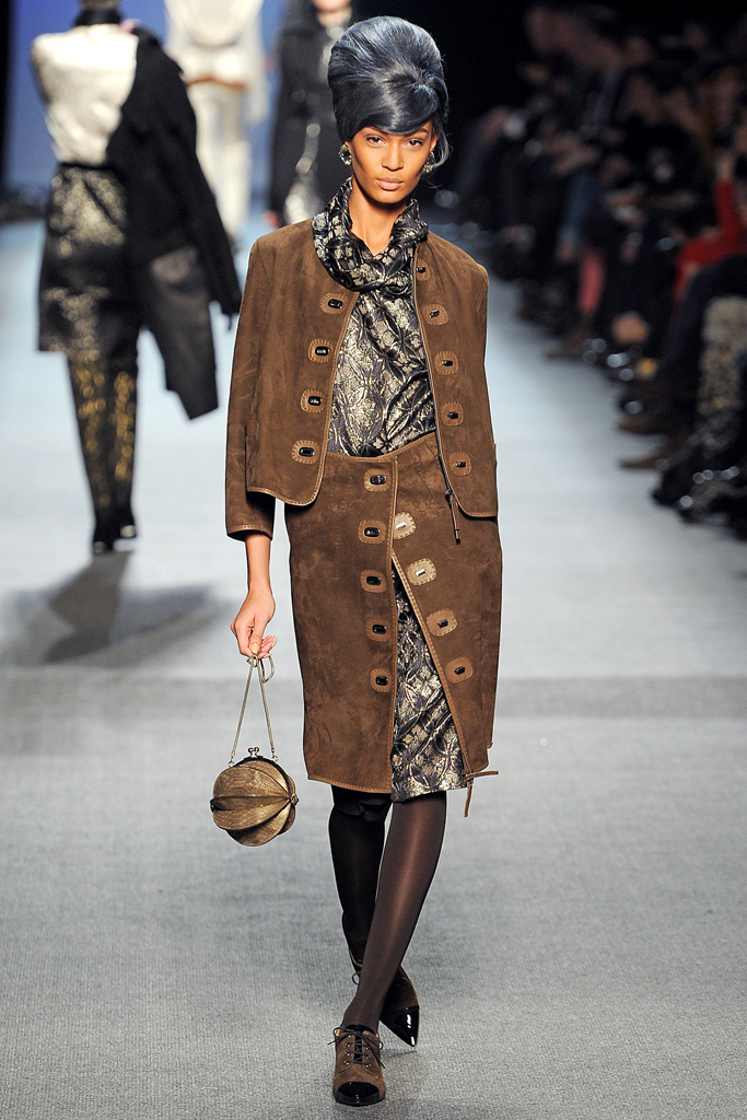 Jean Paul Gaultier 2011ﶬ DƬ