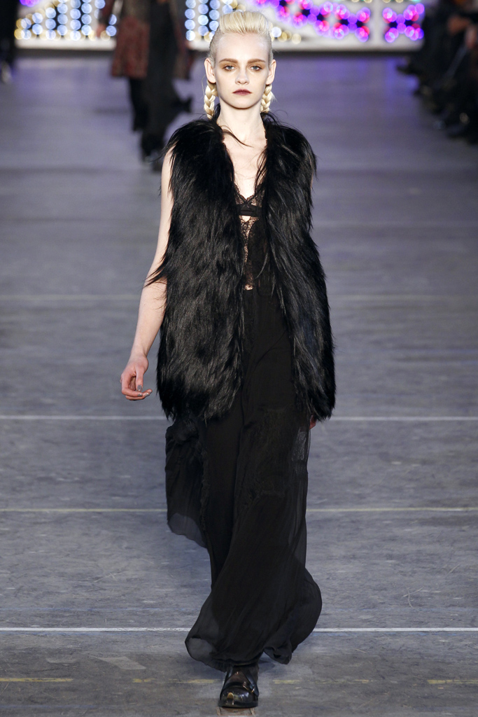 Kenzo 2011ﶬ DƬ