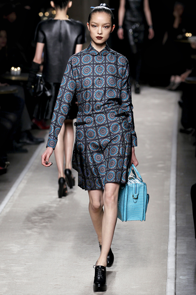 Loewe 2011ﶬ DƬ