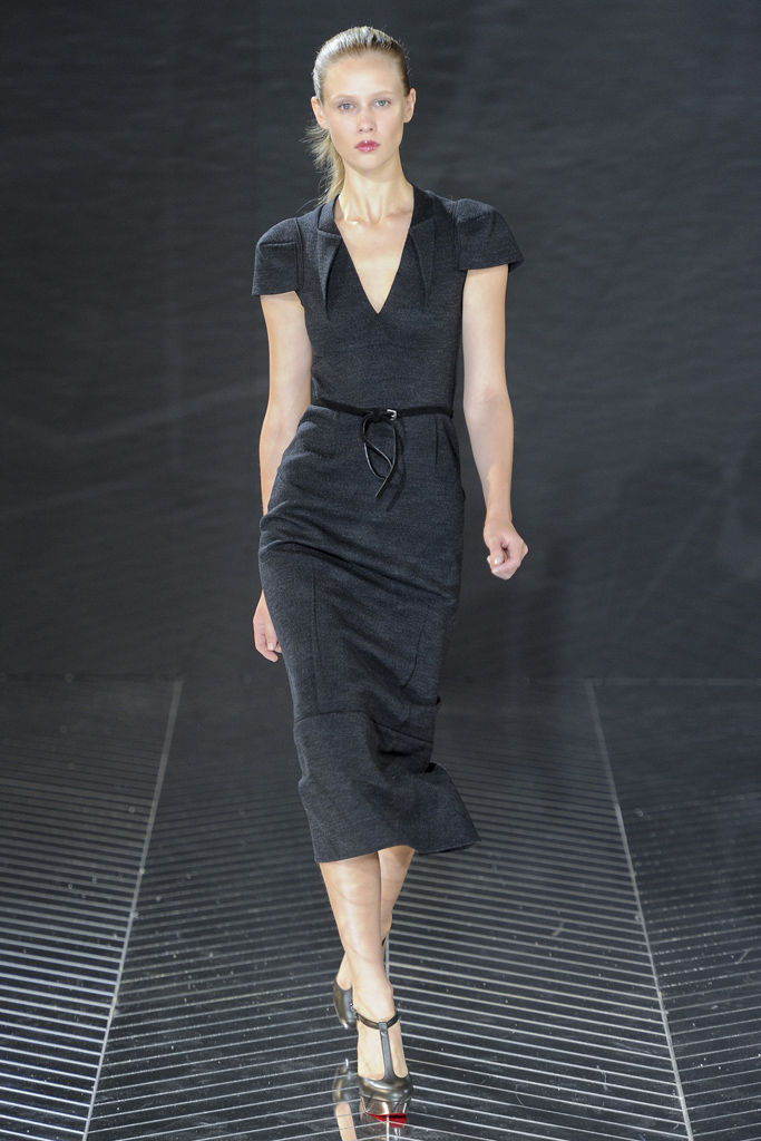 Roland Mouret 2011秋冬成衣