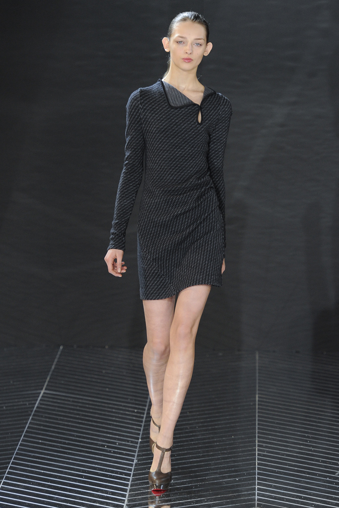 Roland Mouret 2011ﶬ DƬ