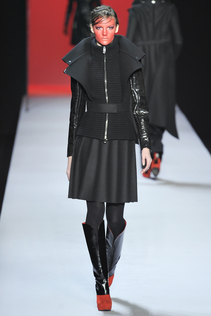 Viktor & Rolf 2011ﶬ DƬ