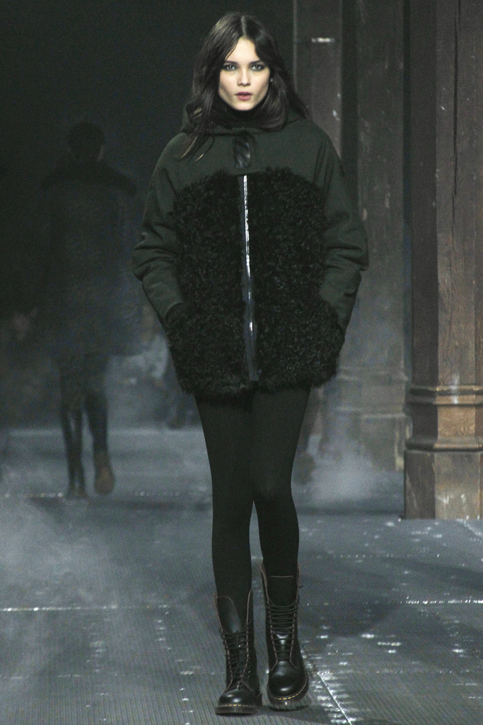 Moncler Gamme Rouge 2011ﶬ¸DƬ