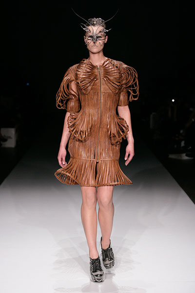 Iris van Herpen x United Nude 2011春夏走秀高清圖片