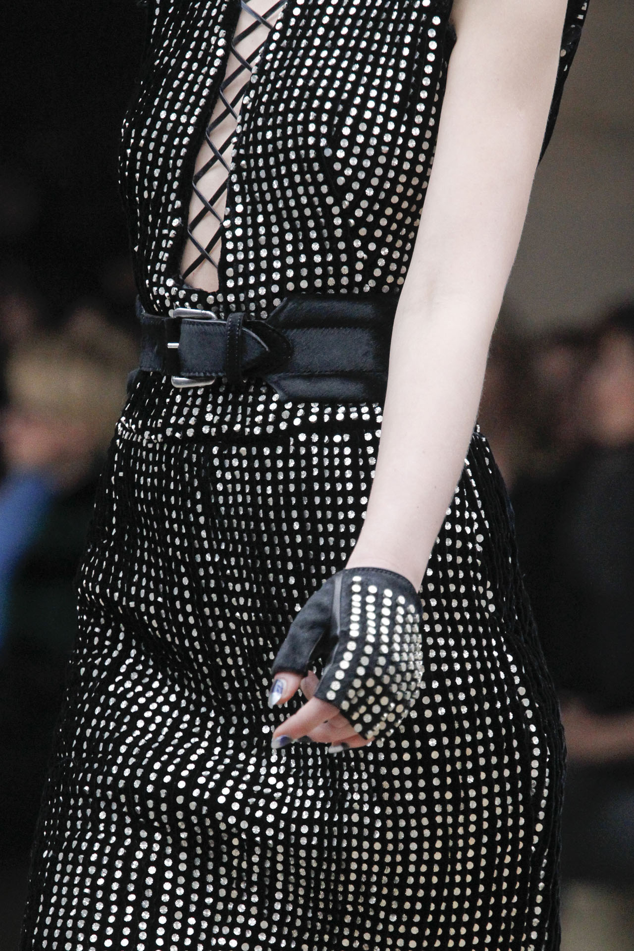Alexander McQueen 2011ﶬ(x)(ji)DƬ