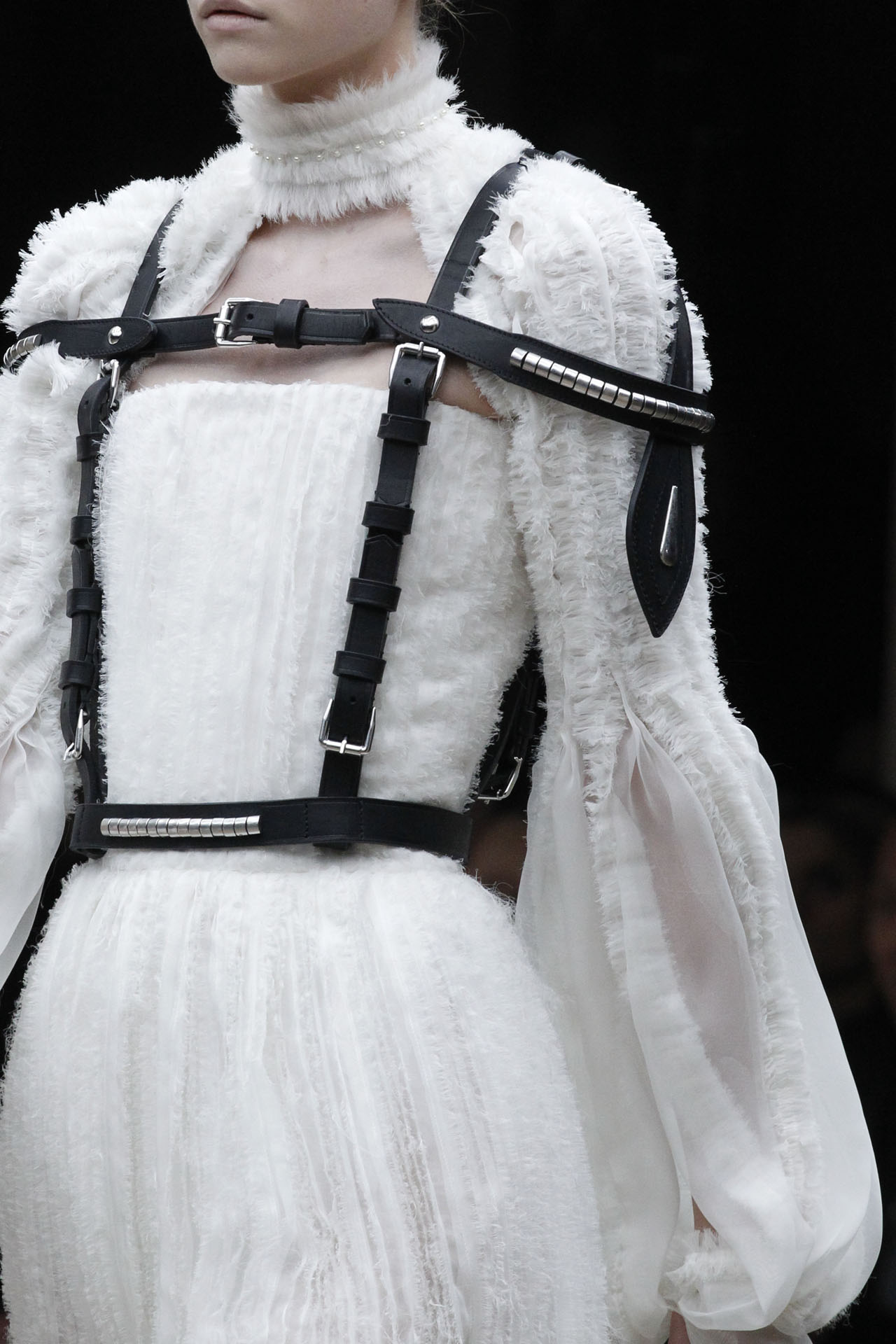 Alexander McQueen 2011ﶬ(ji)DƬ
