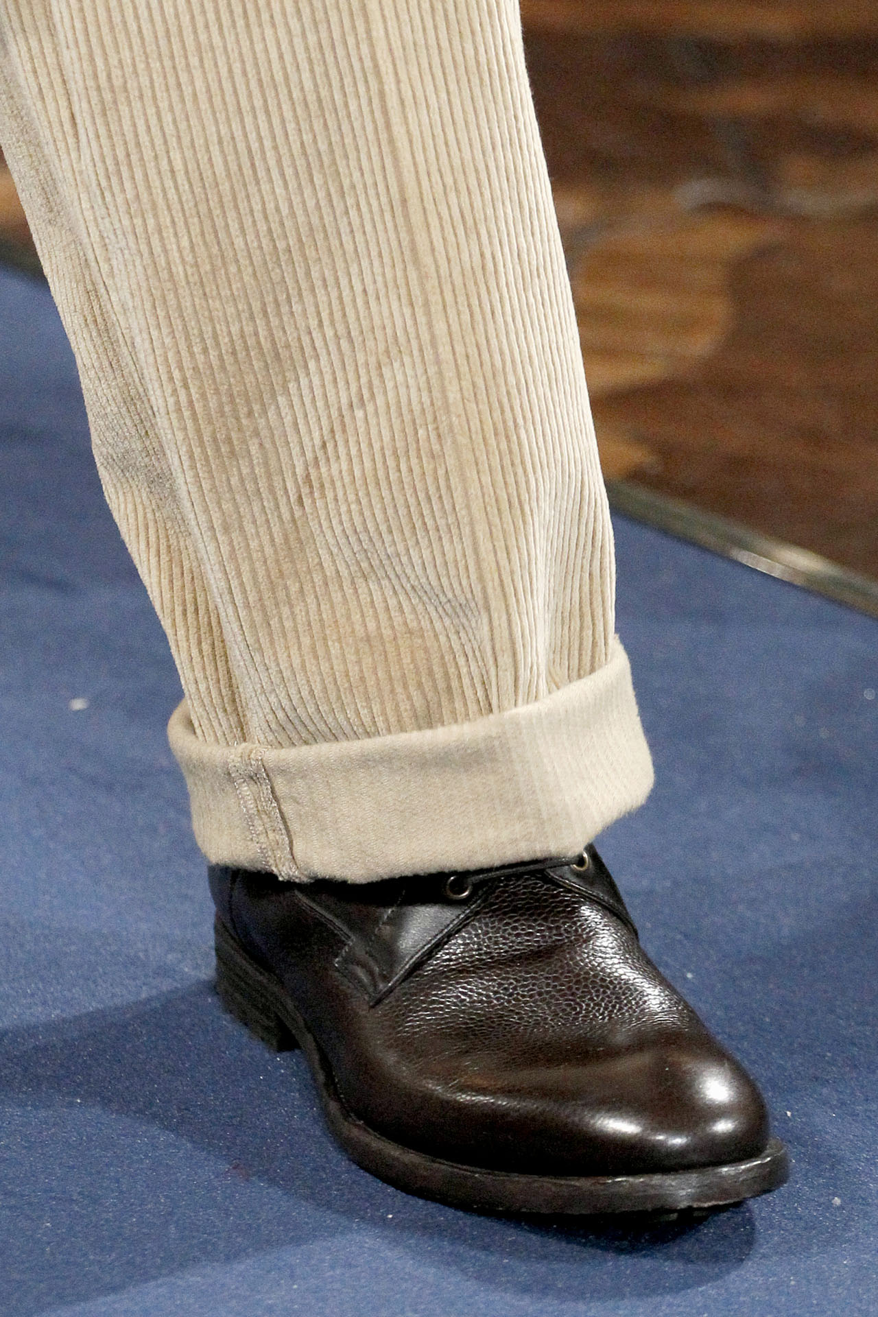 Alexander McQueen 2011ﶬ(x)(ji)DƬ