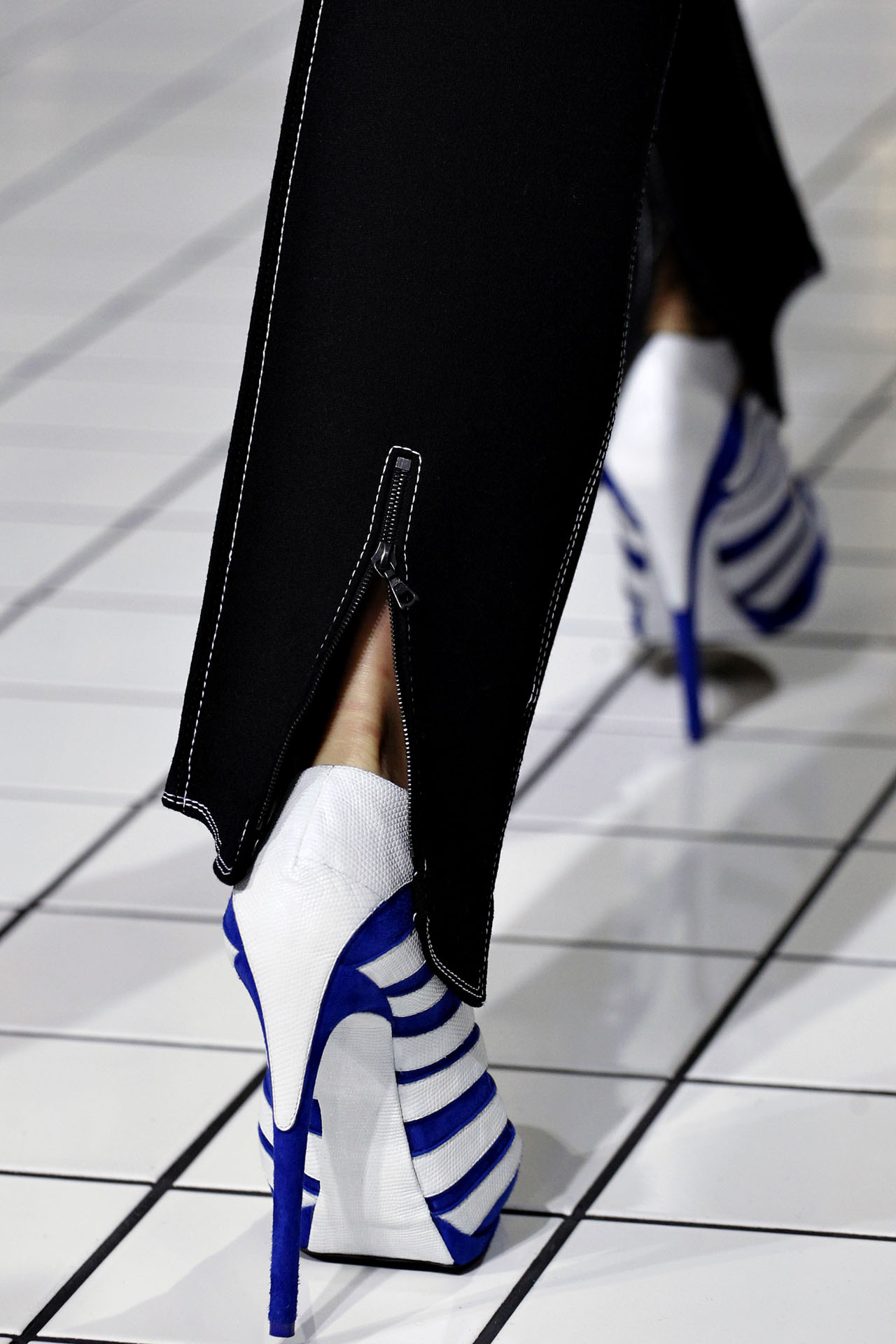Balenciaga 2011ﶬ(ji)DƬ
