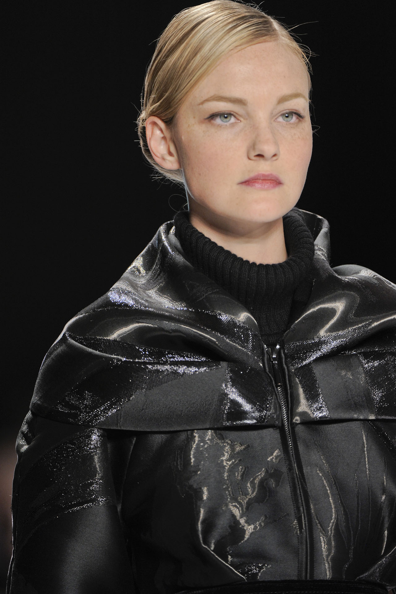 Carolina Herrera 2011ﶬDƬ