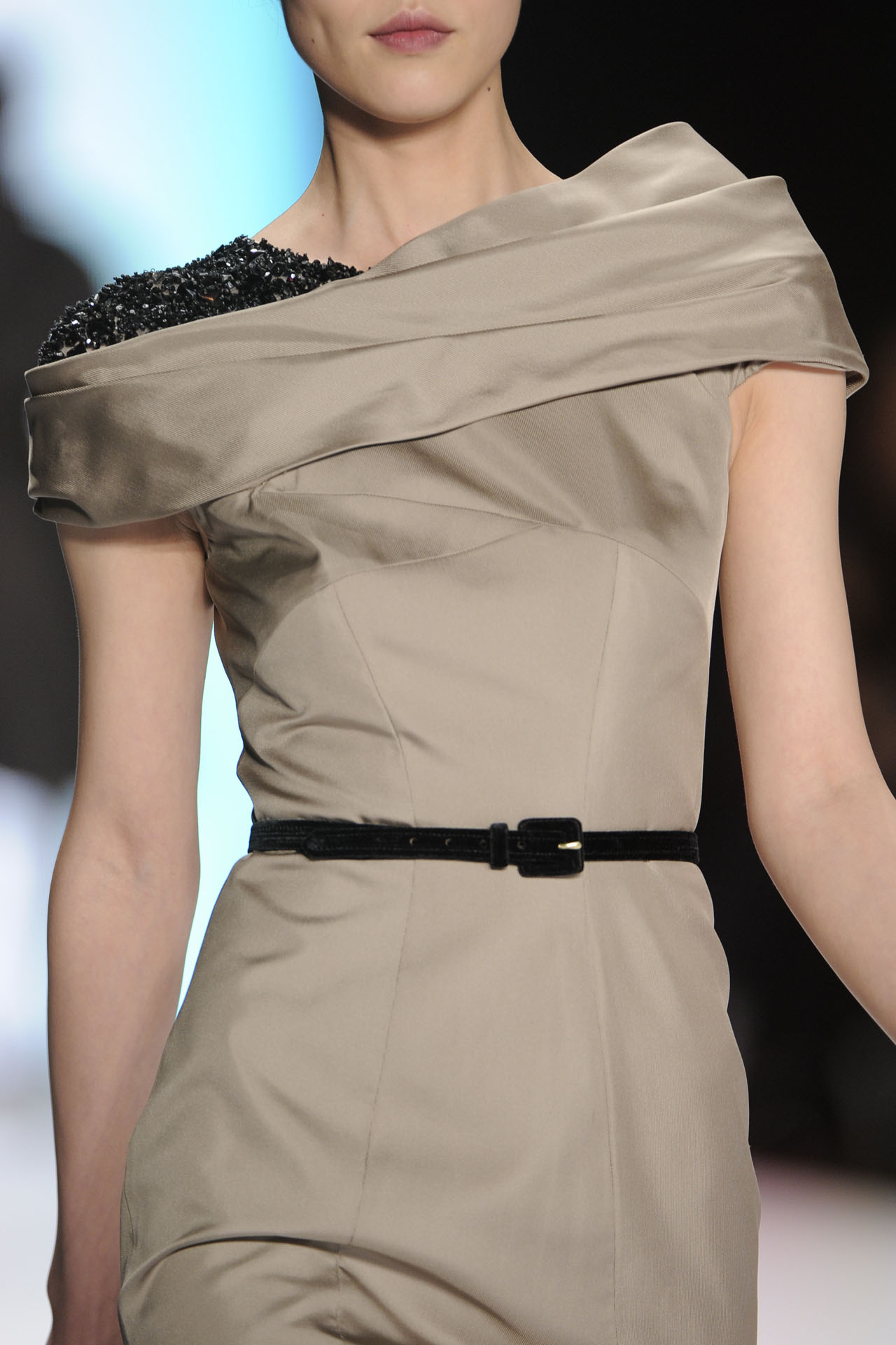 Carolina Herrera 2011ﶬDƬ