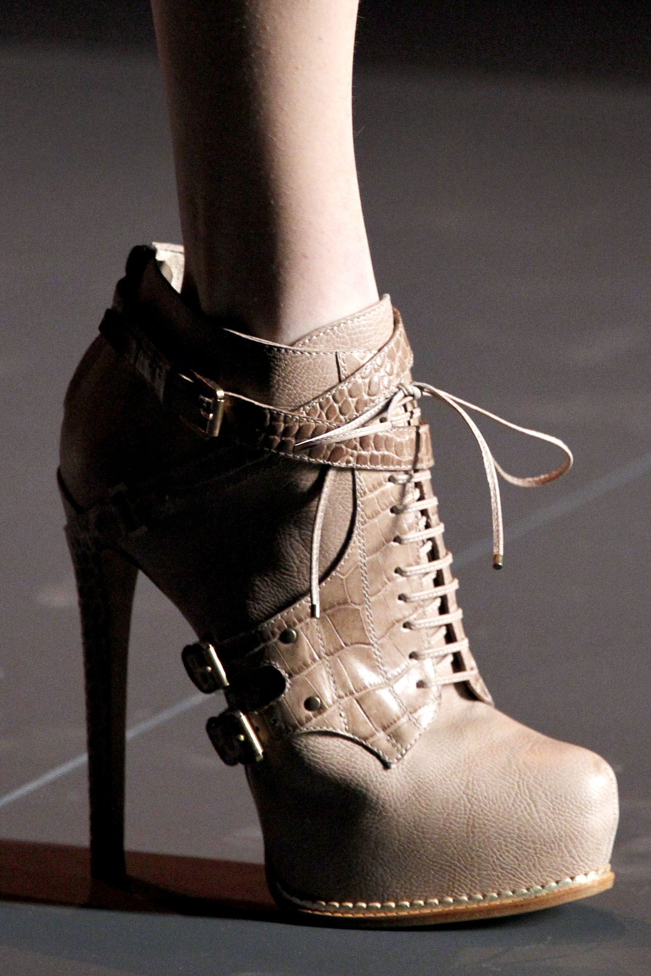 Christian Dior 2011ﶬDƬ
