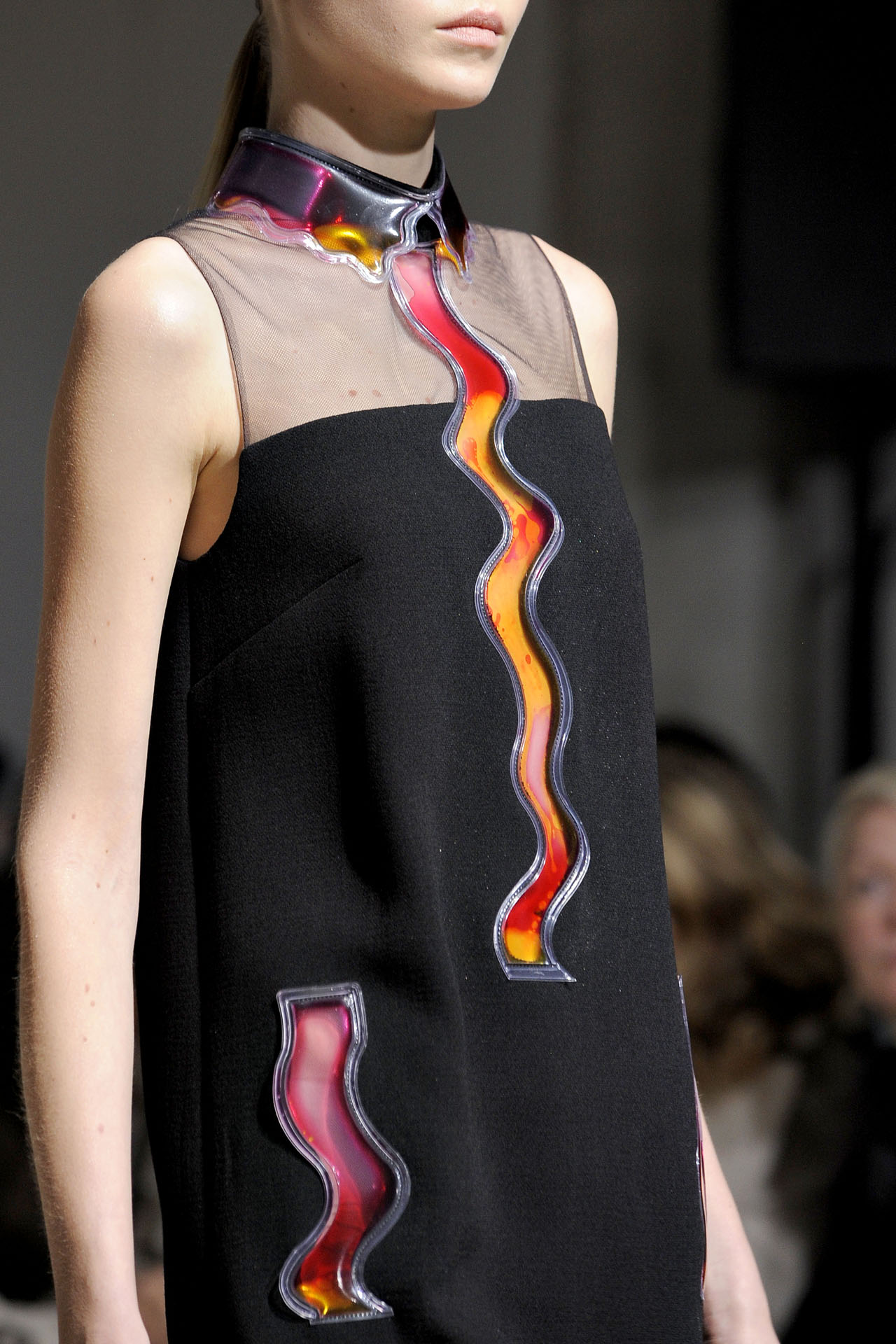 Christopher Kane 2011ﶬDƬ