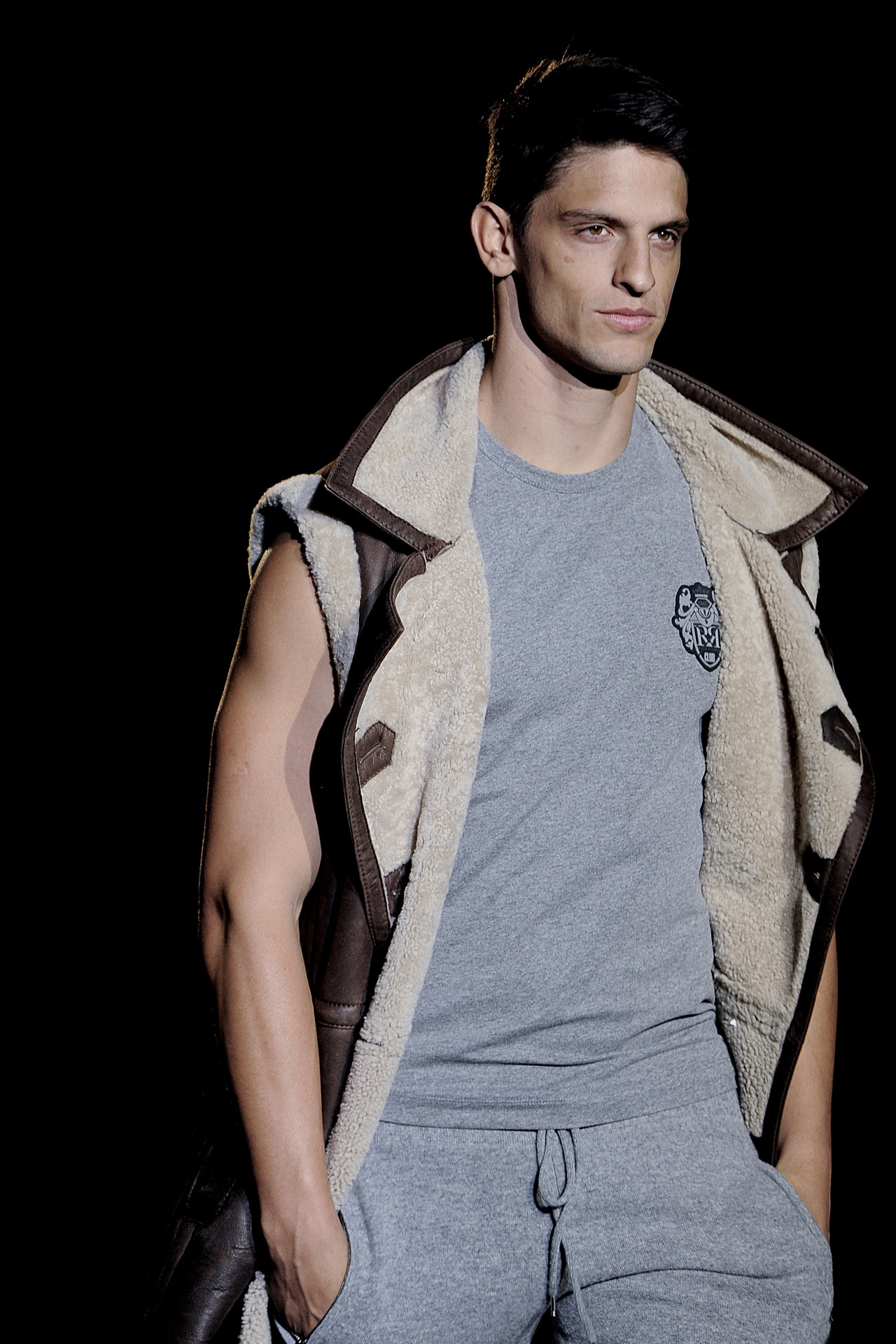 Dirk Bikkembergs 2011ﶬ(x)(ji)DƬ