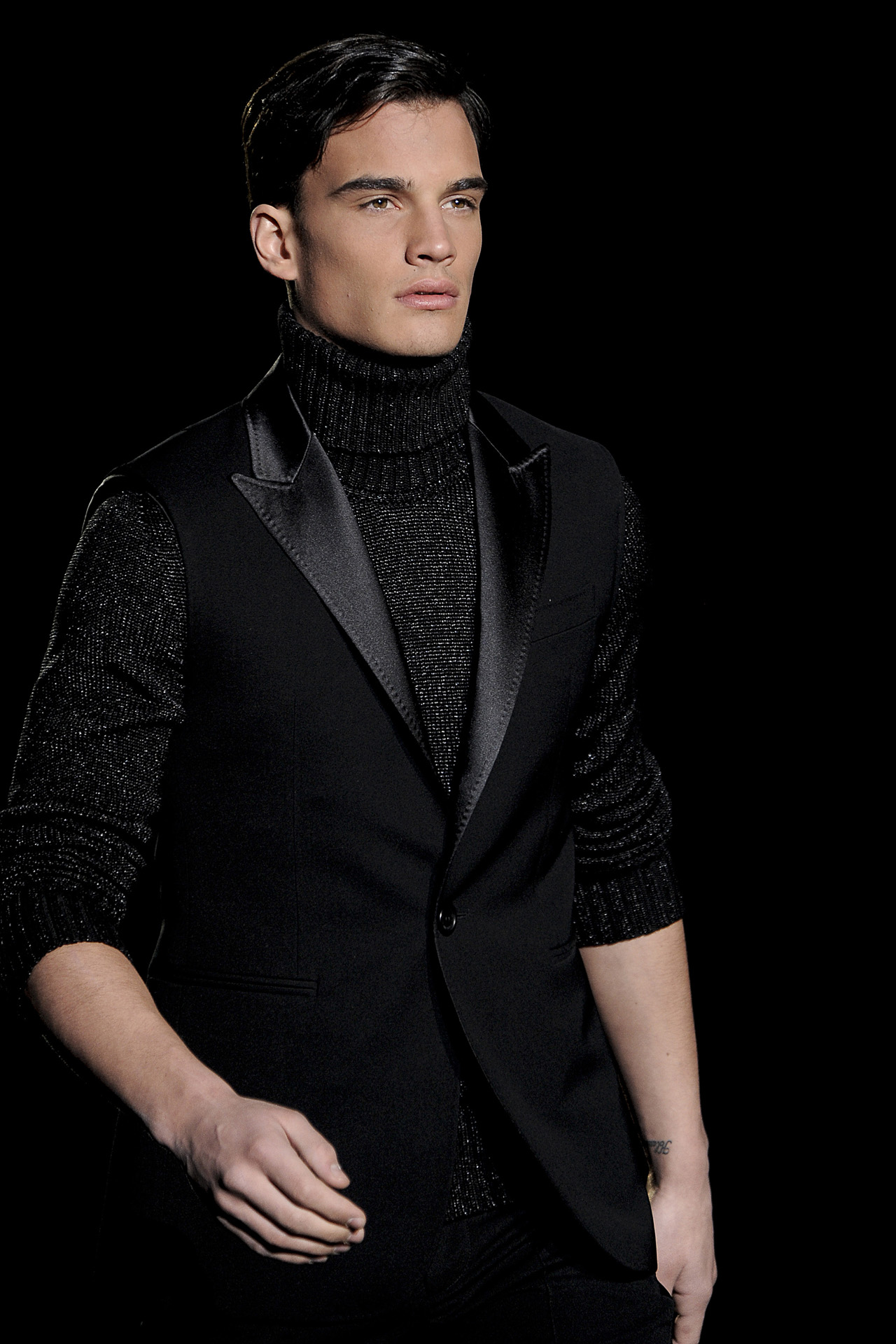 Dirk Bikkembergs 2011ﶬDƬ