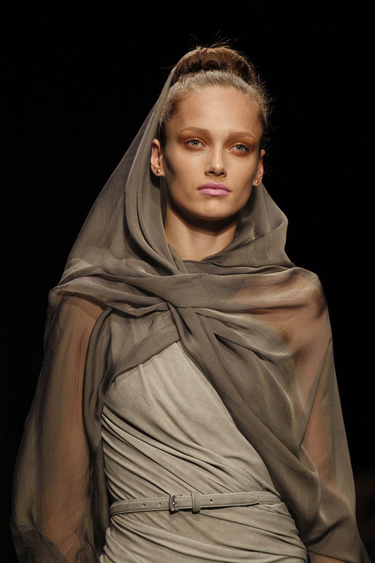 Donna Karan 2011ﶬDƬ