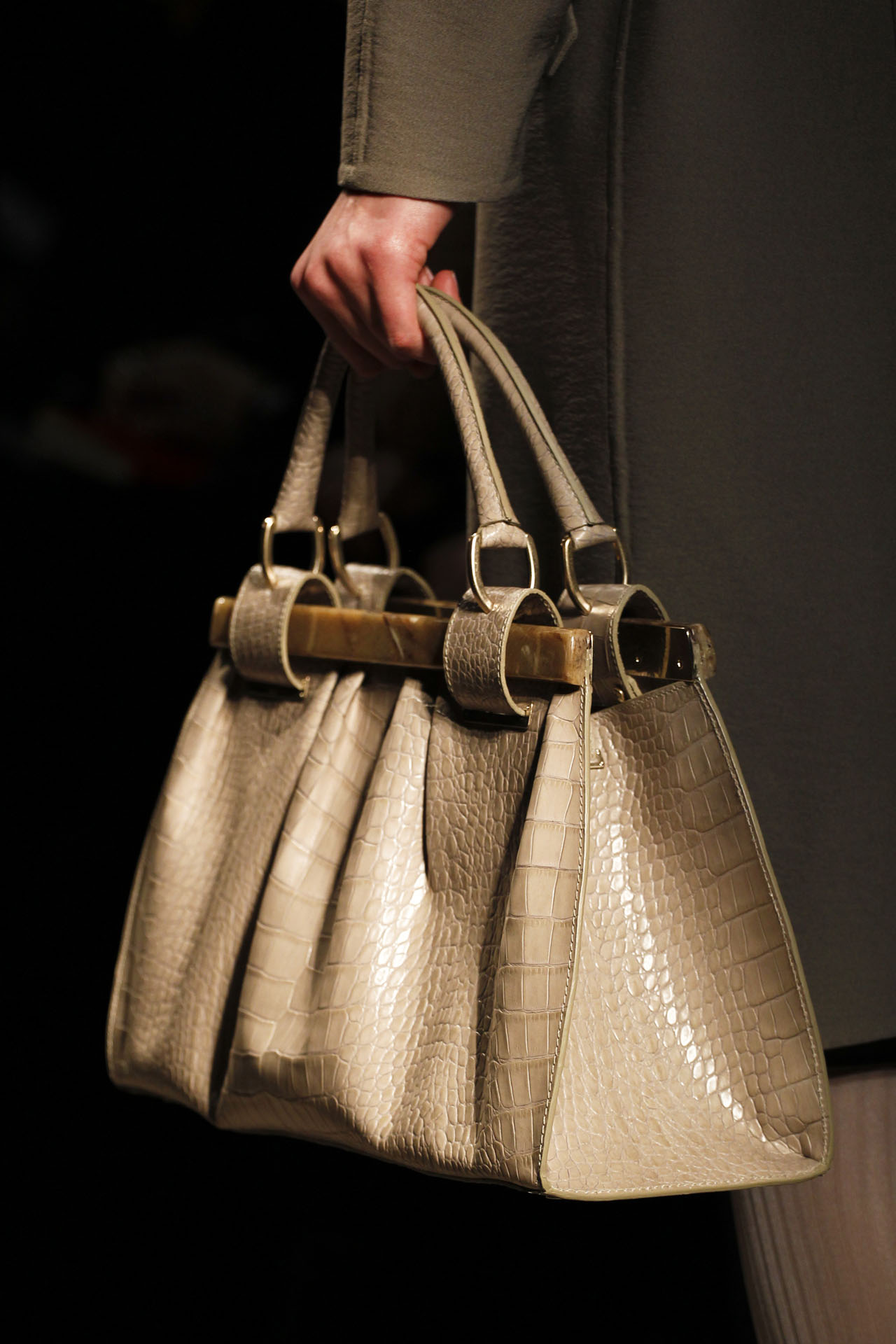 Donna Karan 2011ﶬDƬ