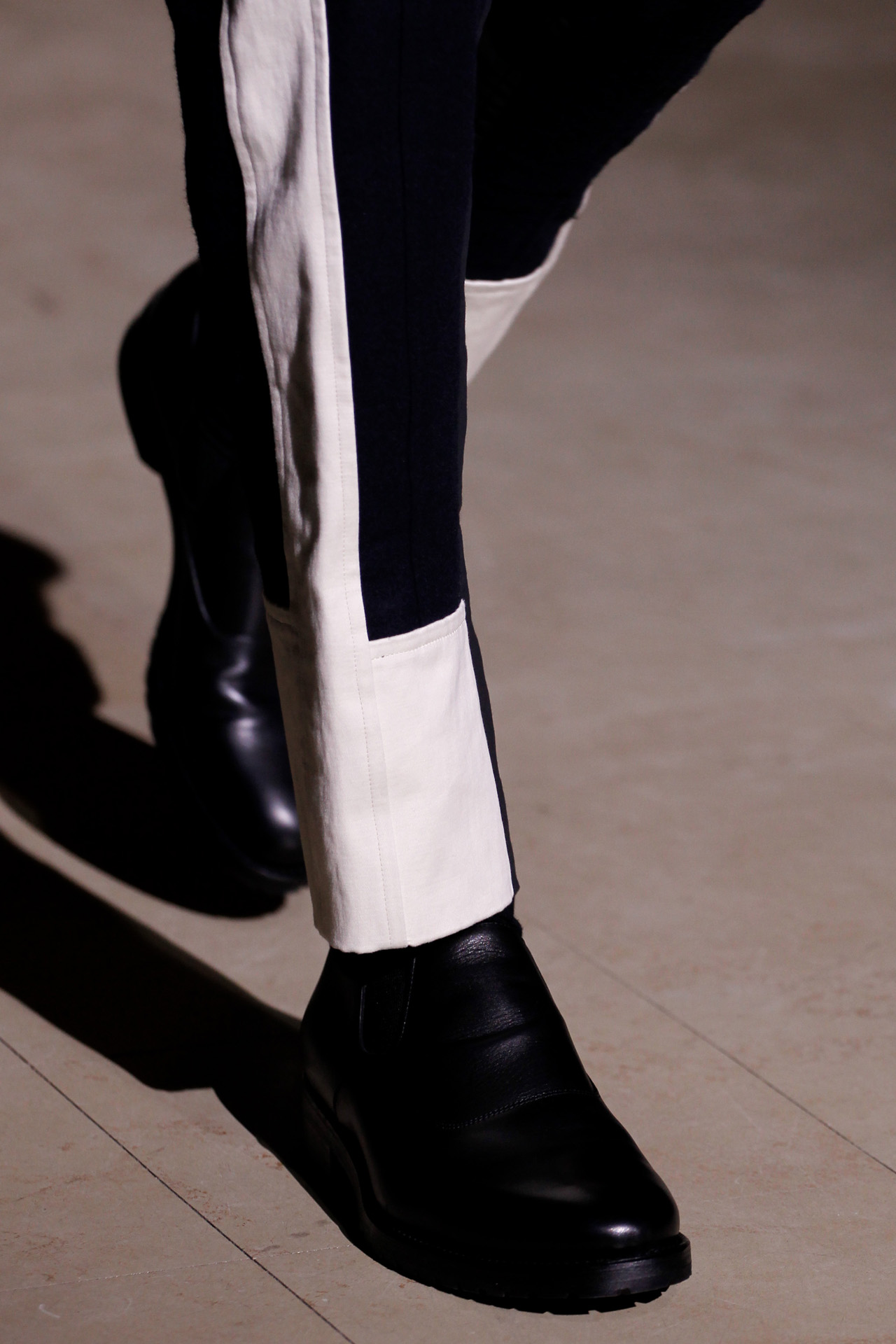 Dries Van Noten 2011ﶬb(x)(ji)DƬ