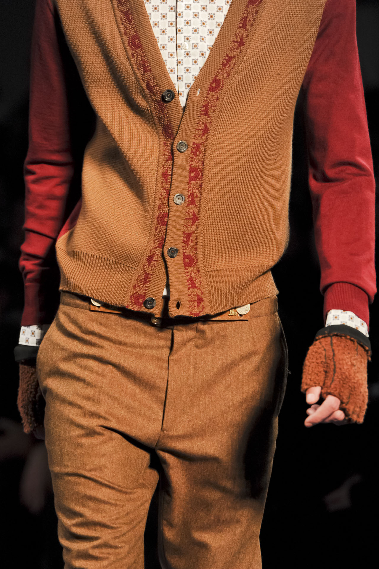 Etro 2011ﶬDƬ