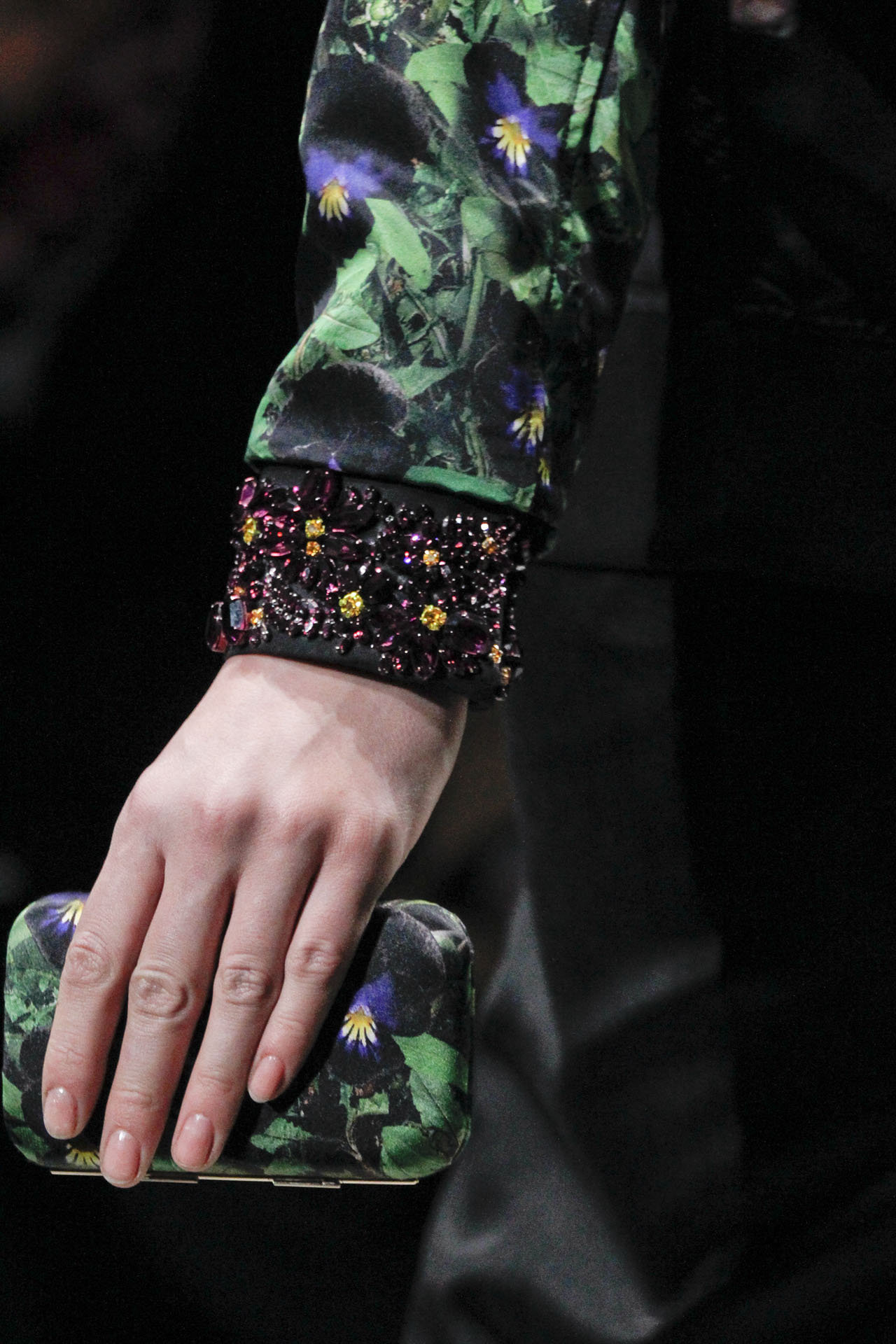 Givenchy 2011ﶬ(x)(ji)DƬ