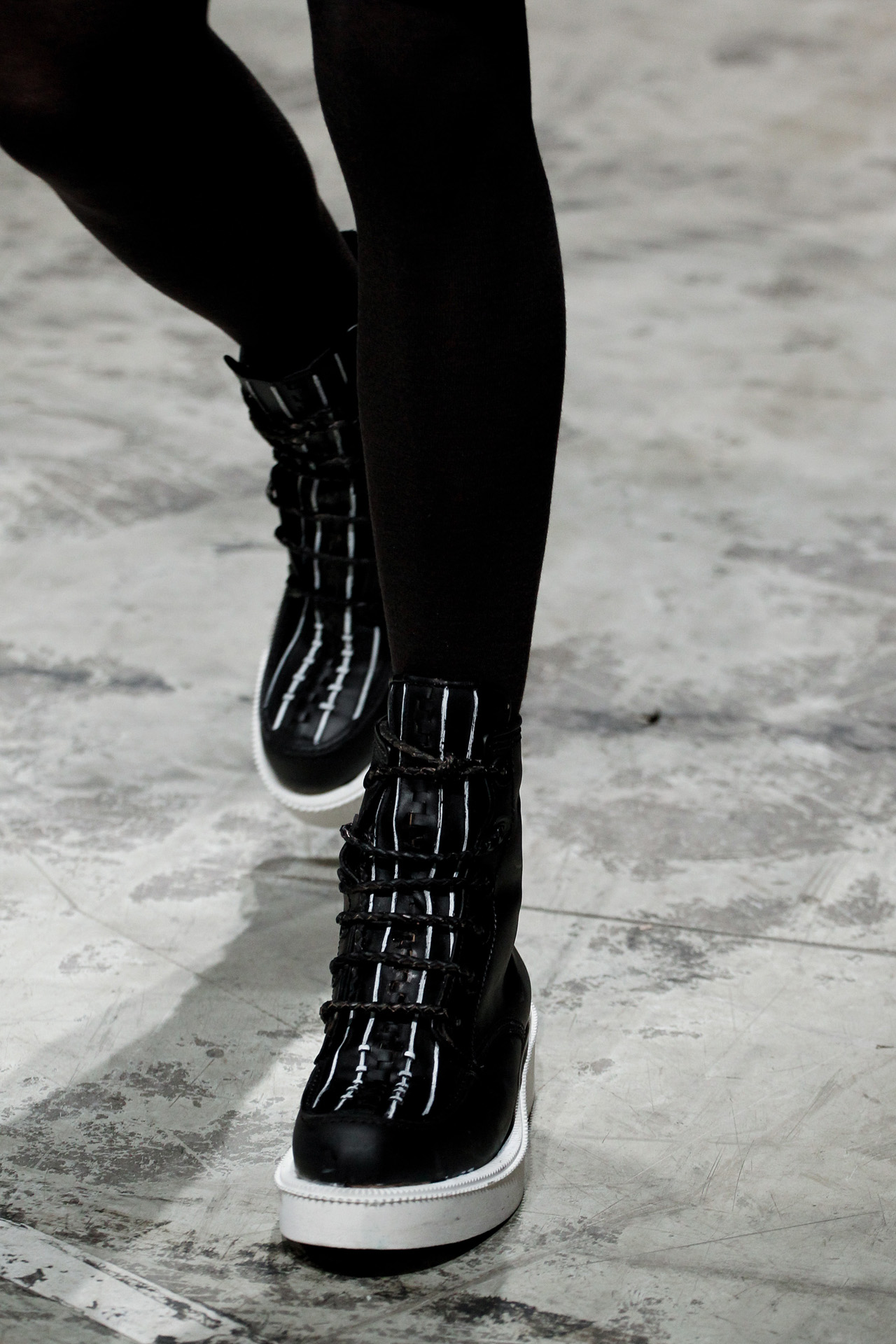 Givenchy 2011ﶬb(x)(ji)DƬ