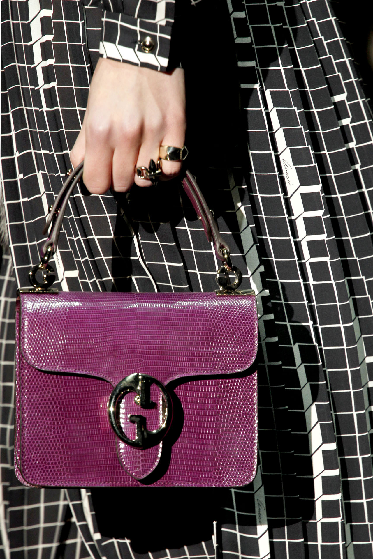 Gucci 2011ﶬ(ji)DƬ
