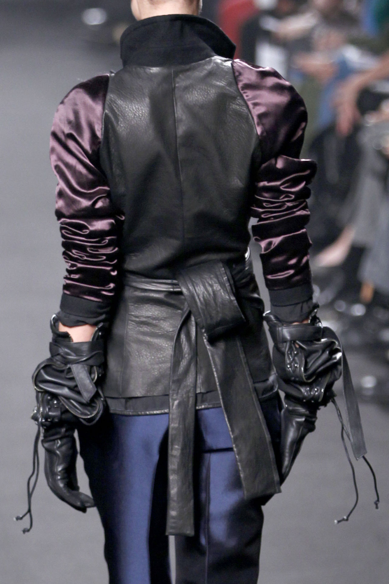Haider Ackermann 2011ﶬDƬ