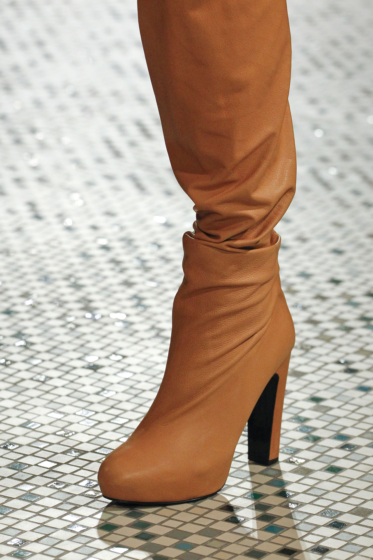 Hermes 2011ﶬ(x)(ji)DƬ