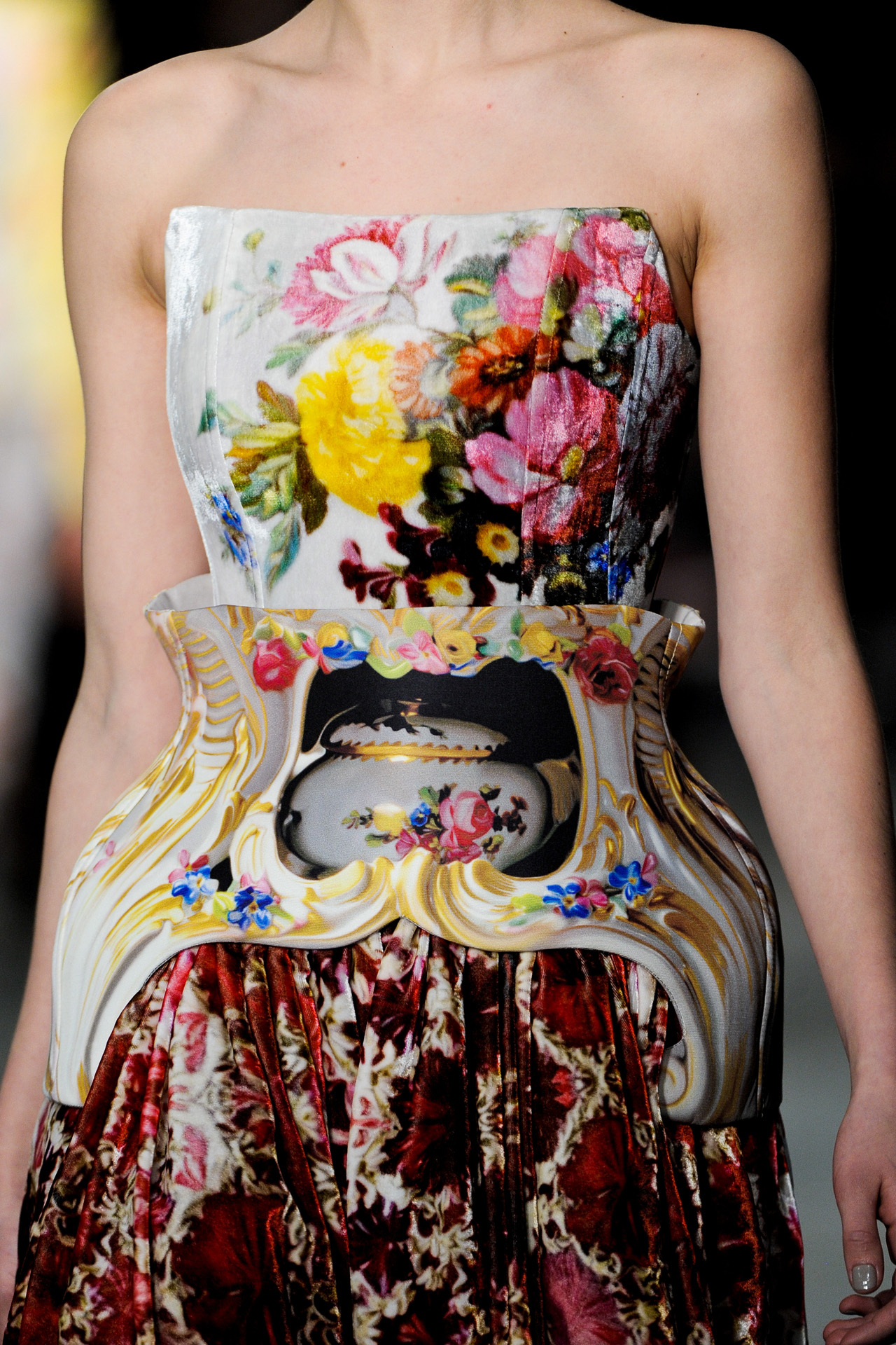 Mary Katrantzou 2011ﶬDƬ