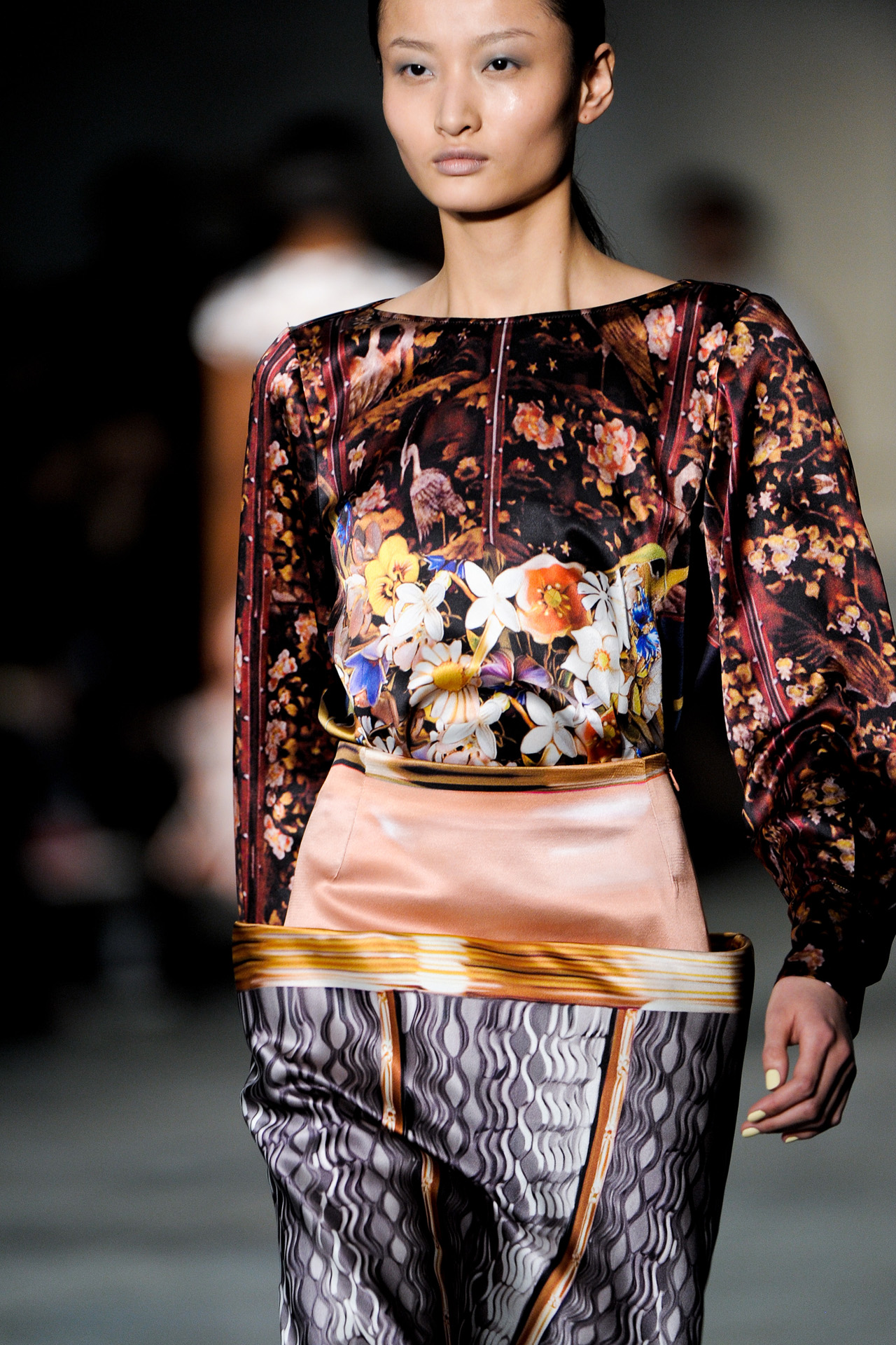 Mary Katrantzou 2011ﶬ(x)(ji)DƬ