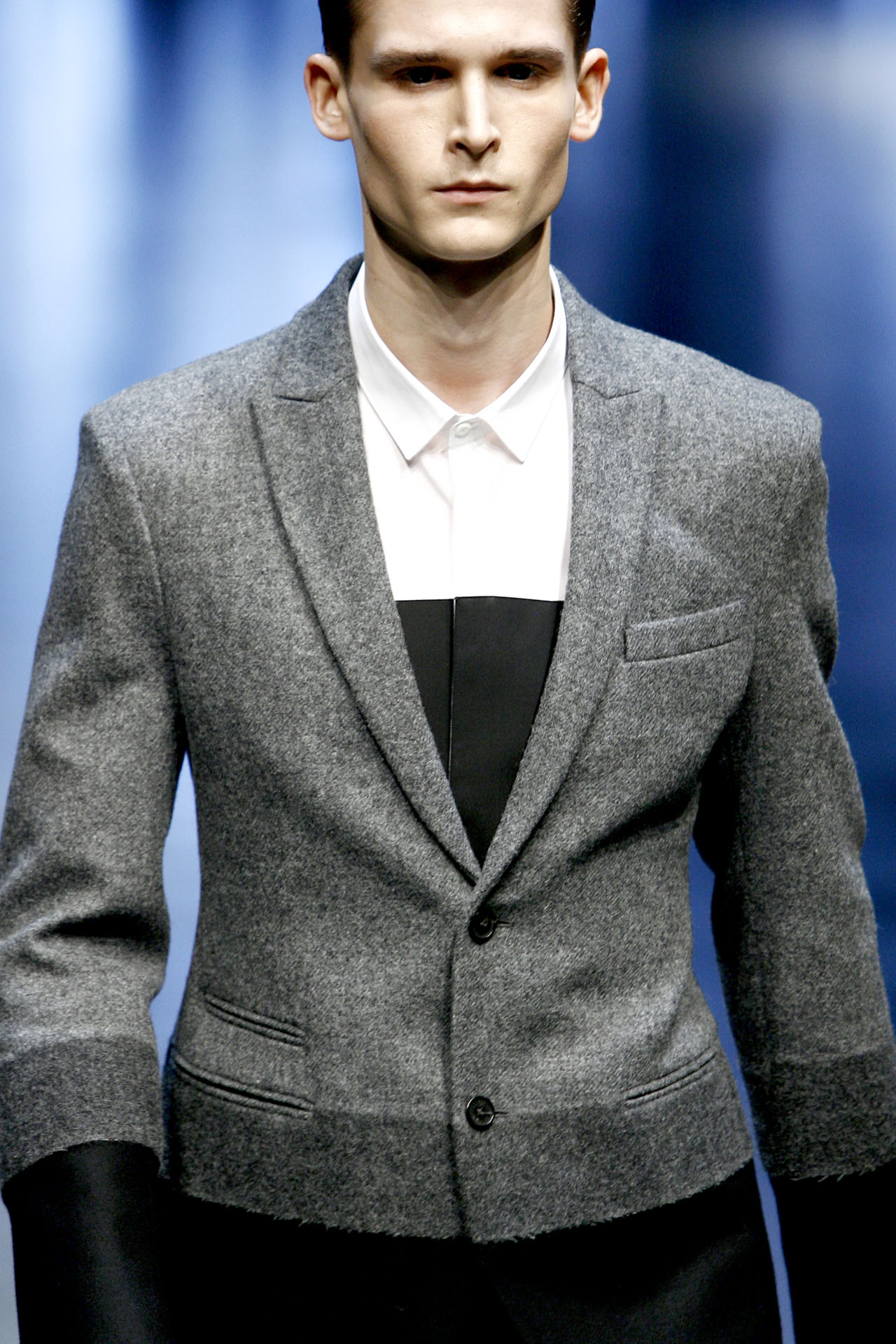 Neil Barrett 2011ﶬDƬ