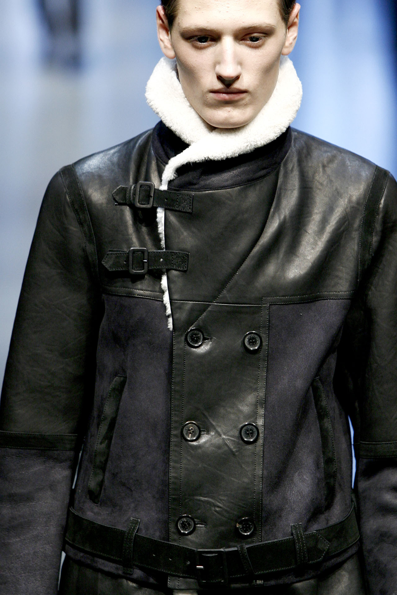 Neil Barrett 2011ﶬDƬ
