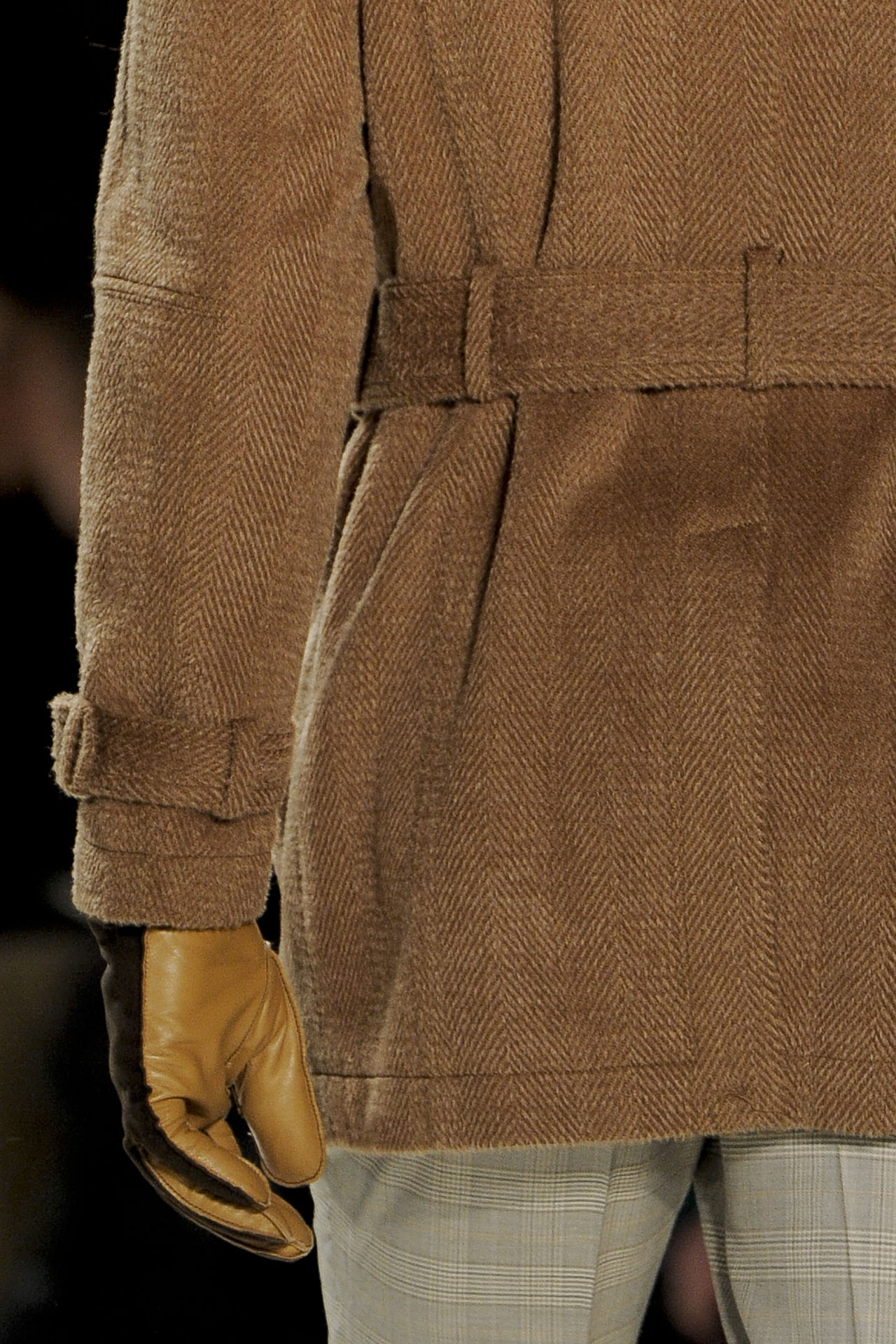 Perry Ellis 2011ﶬDƬ