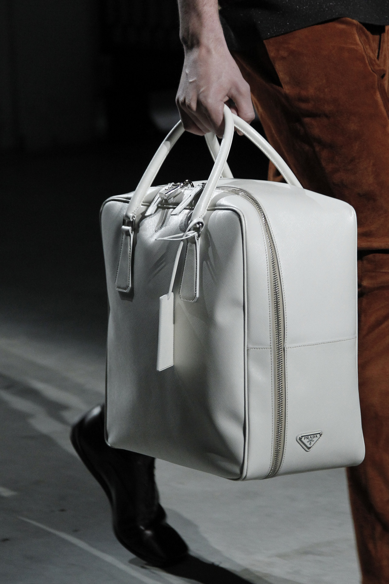 Prada 2011ﶬb(x)(ji)DƬ