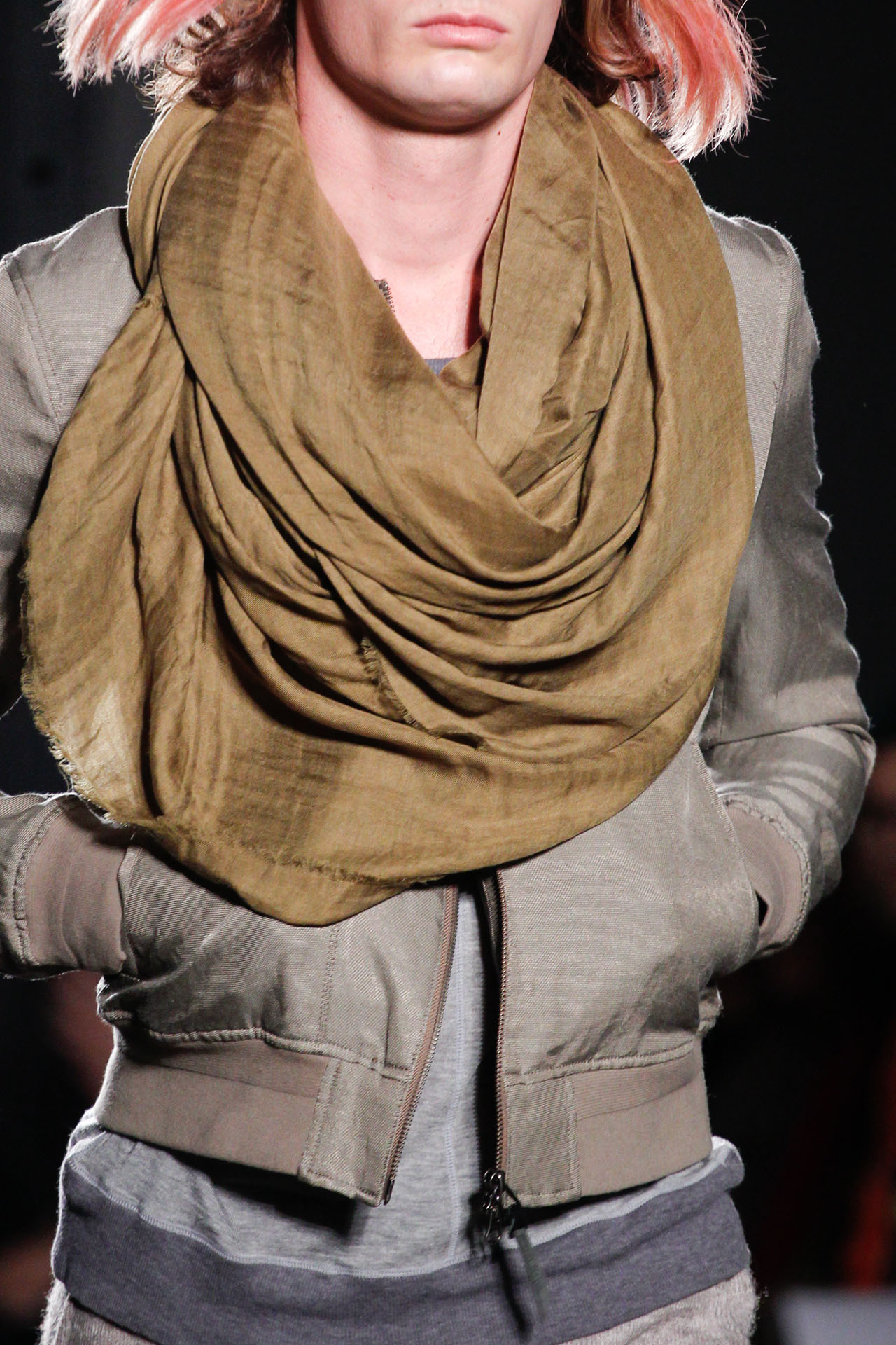 Robert Geller 2011ﶬDƬ