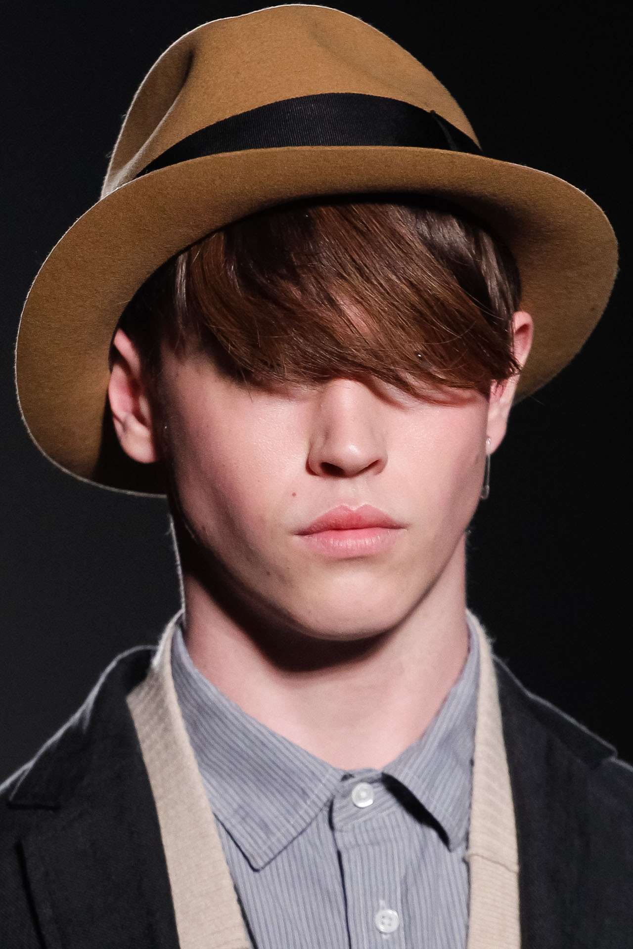 Robert Geller 2011ﶬDƬ