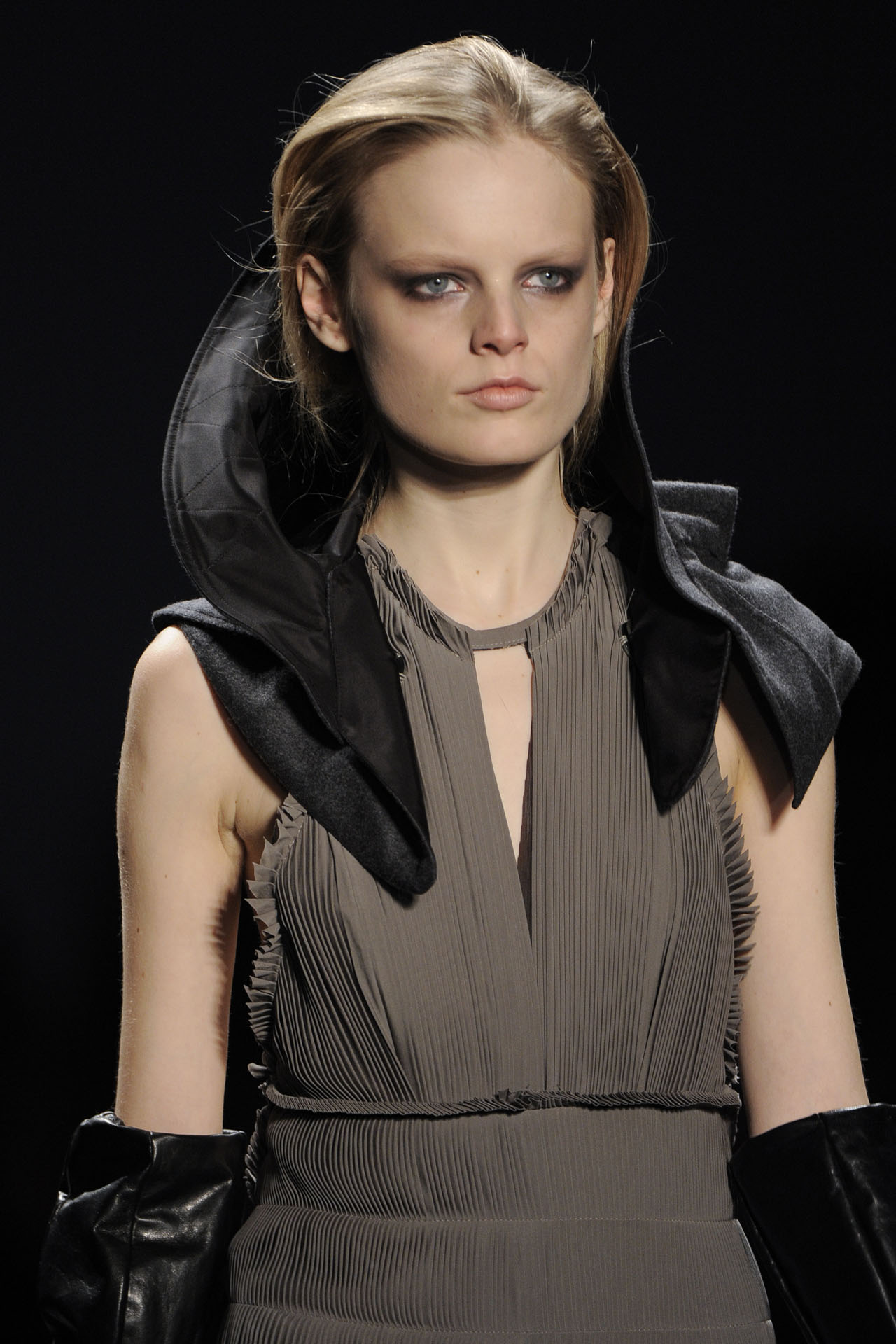 Vera Wang 2011ﶬDƬ