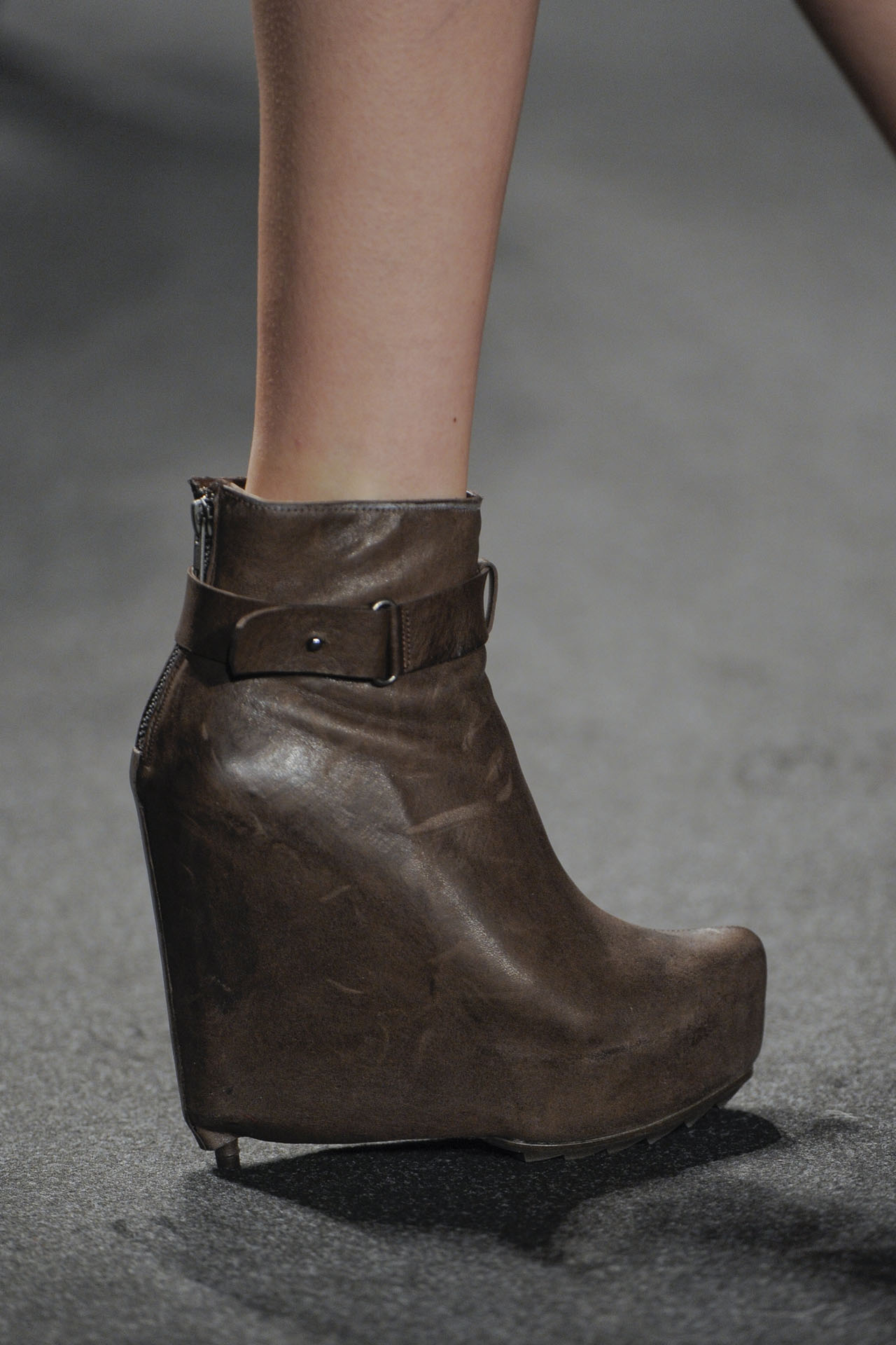 Vera Wang 2011ﶬ(x)(ji)DƬ
