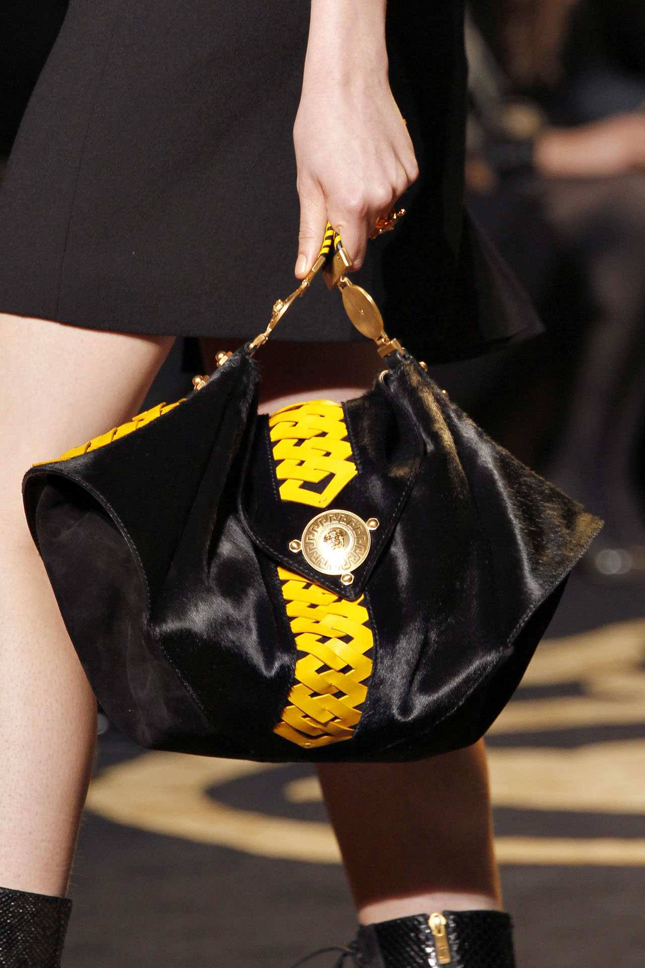 Versace 2011ﶬ(x)(ji)DƬ
