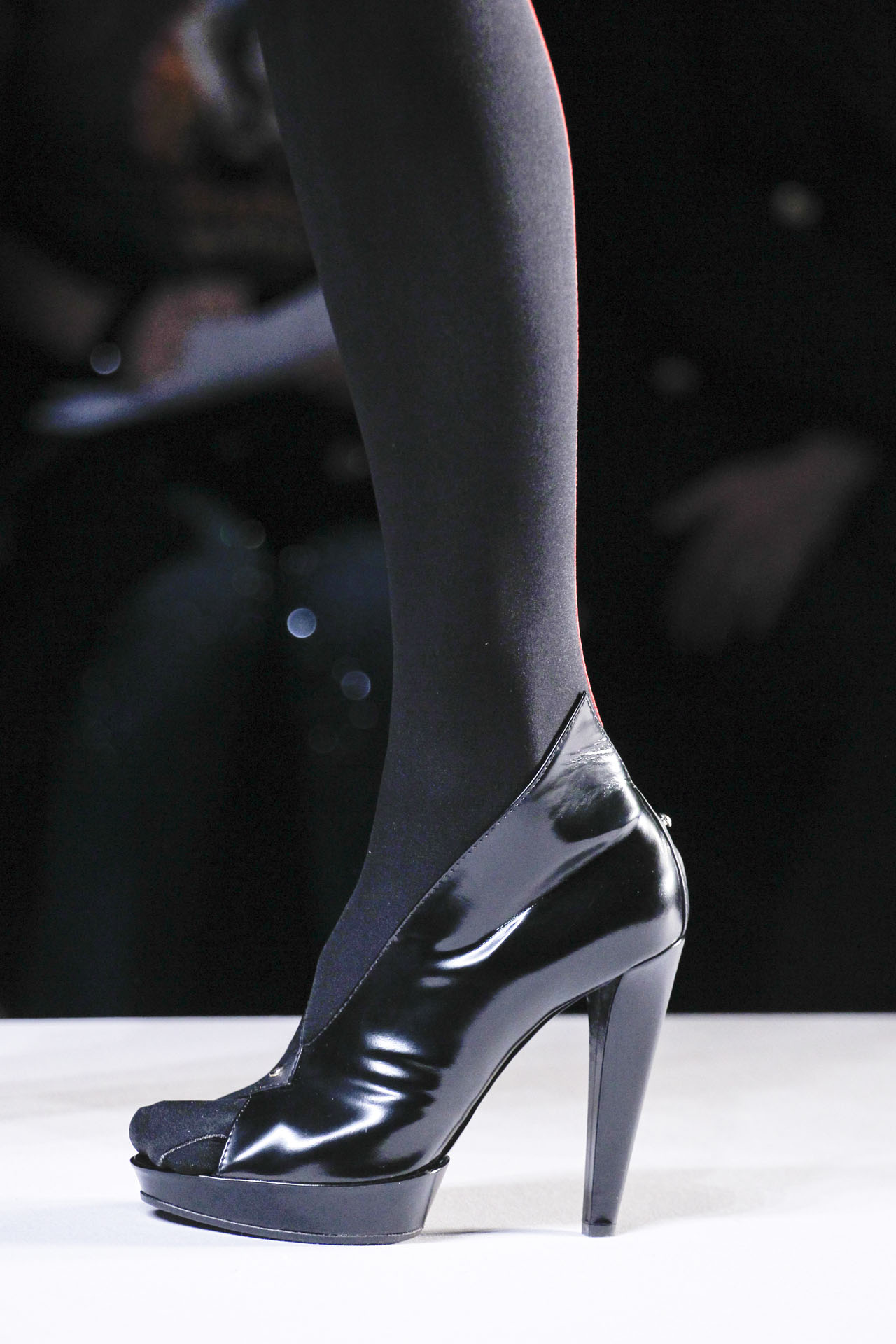 Viktor & Rolf 2011ﶬ(x)(ji)DƬ