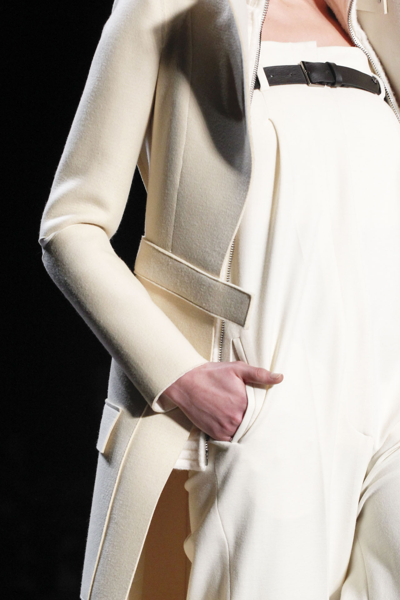 Viktor & Rolf 2011ﶬ(x)(ji)DƬ