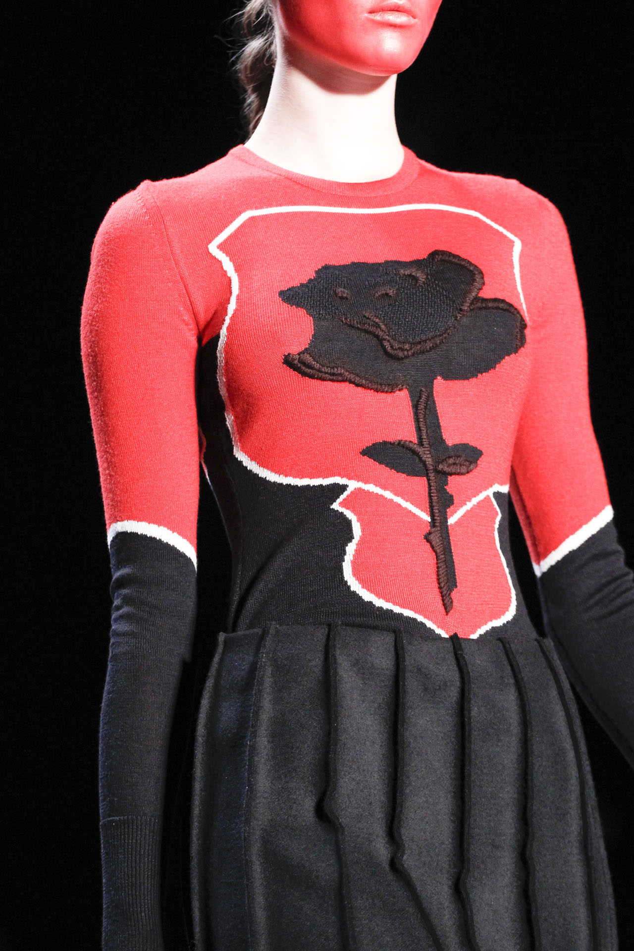 Viktor & Rolf 2011ﶬDƬ