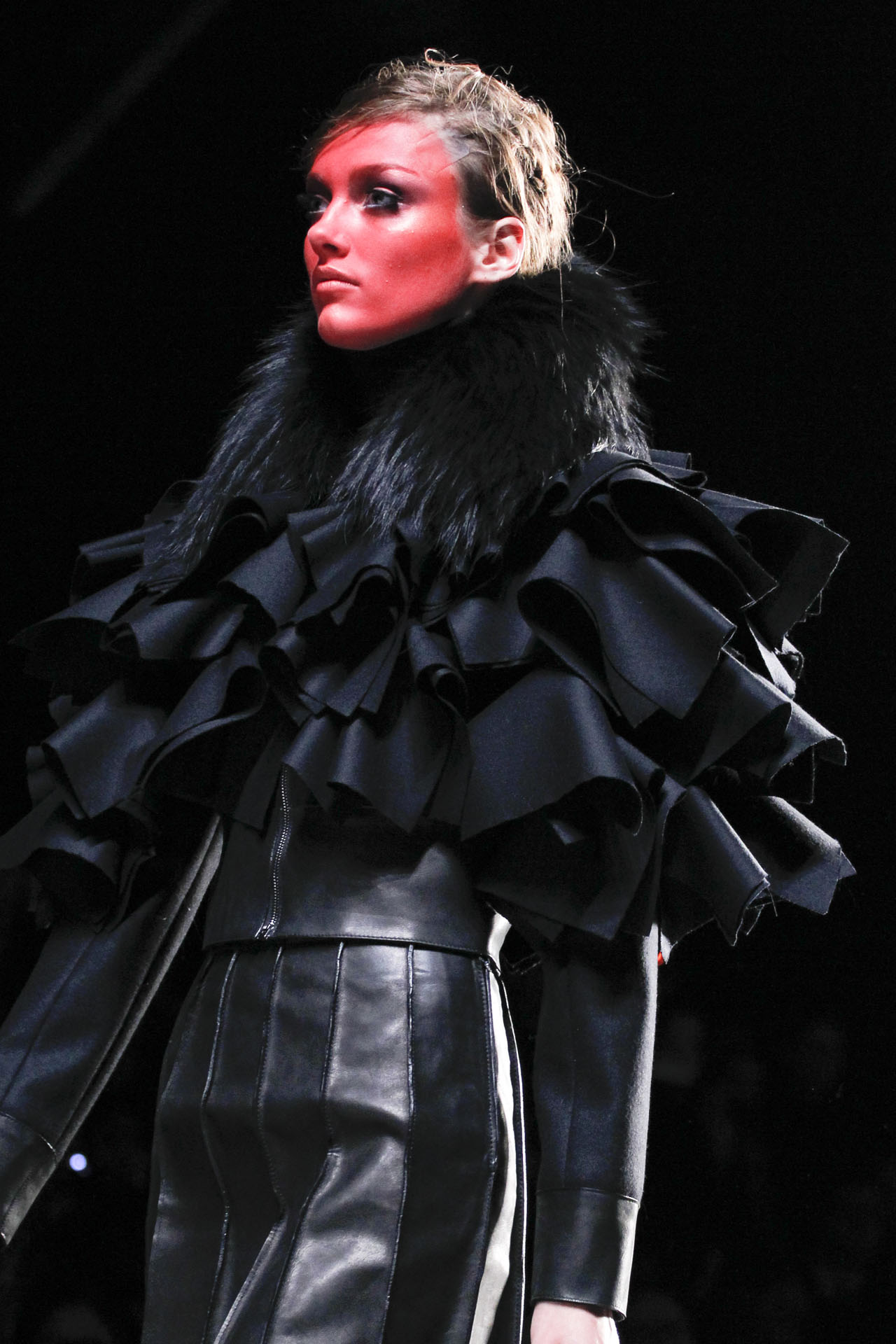 Viktor & Rolf 2011ﶬDƬ