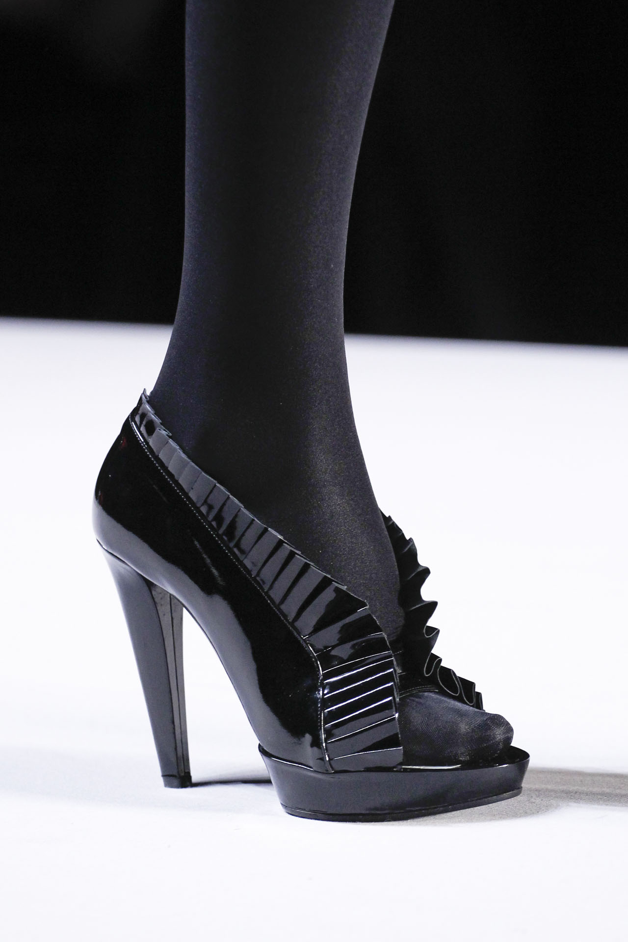 Viktor & Rolf 2011ﶬDƬ